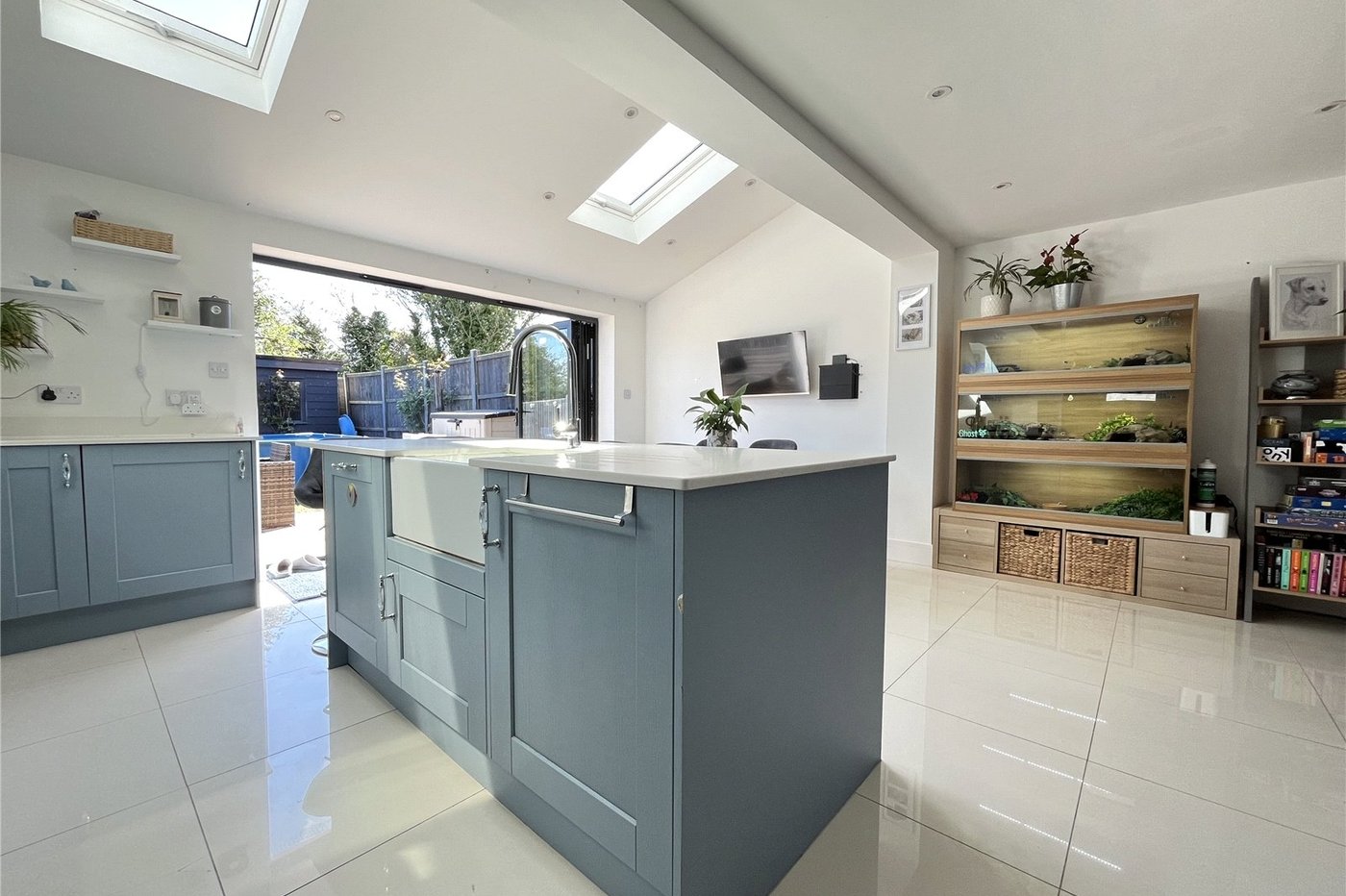 3 bedroom house for sale in Walderslade | Robinson Michael & Jackson