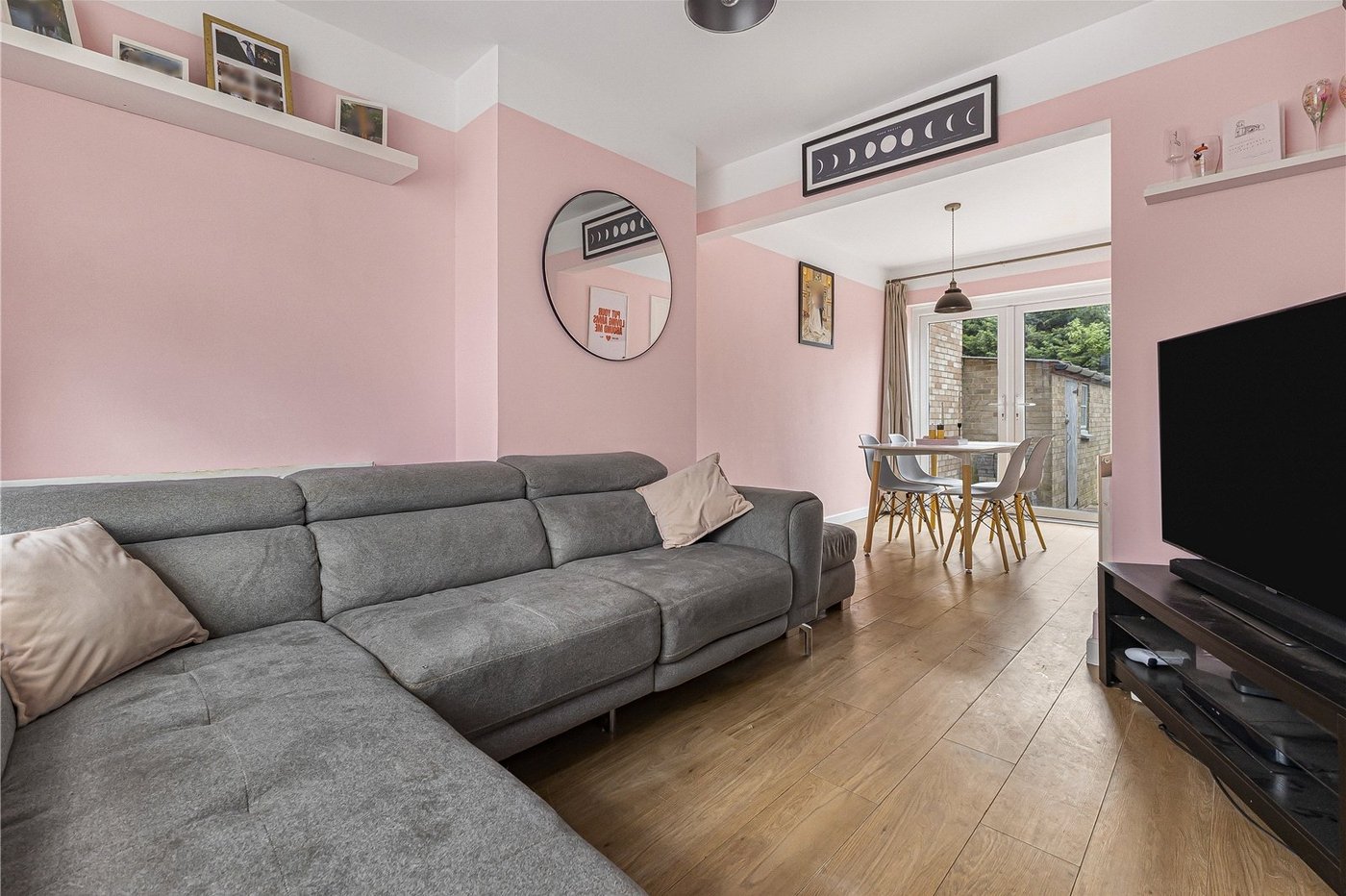 2 bedroom house for sale in Swanley | Robinson Jackson