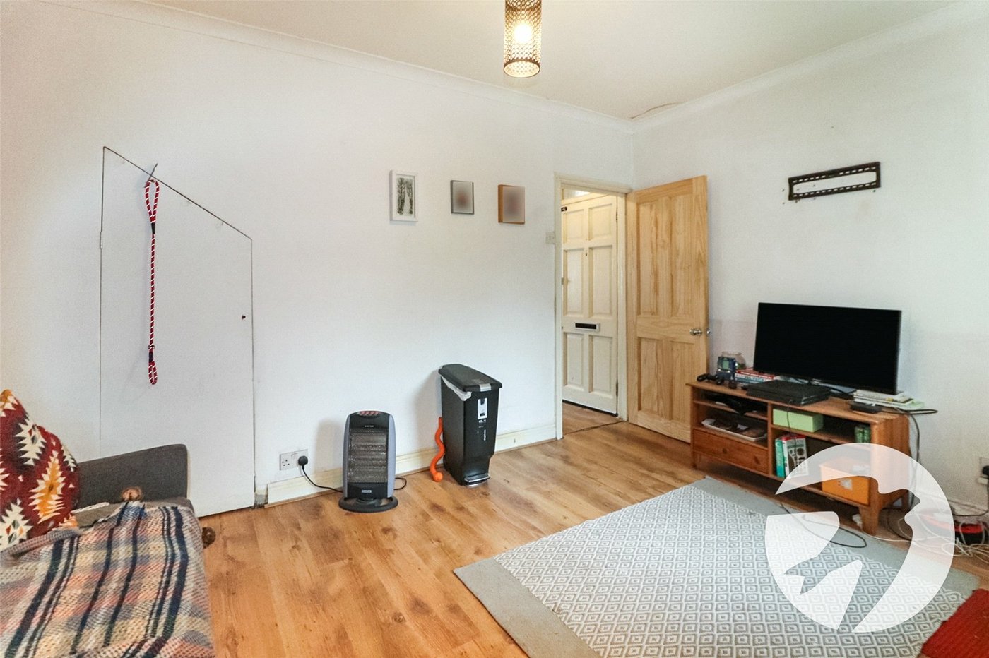 2 bedroom house for sale in Erith | Robinson Jackson