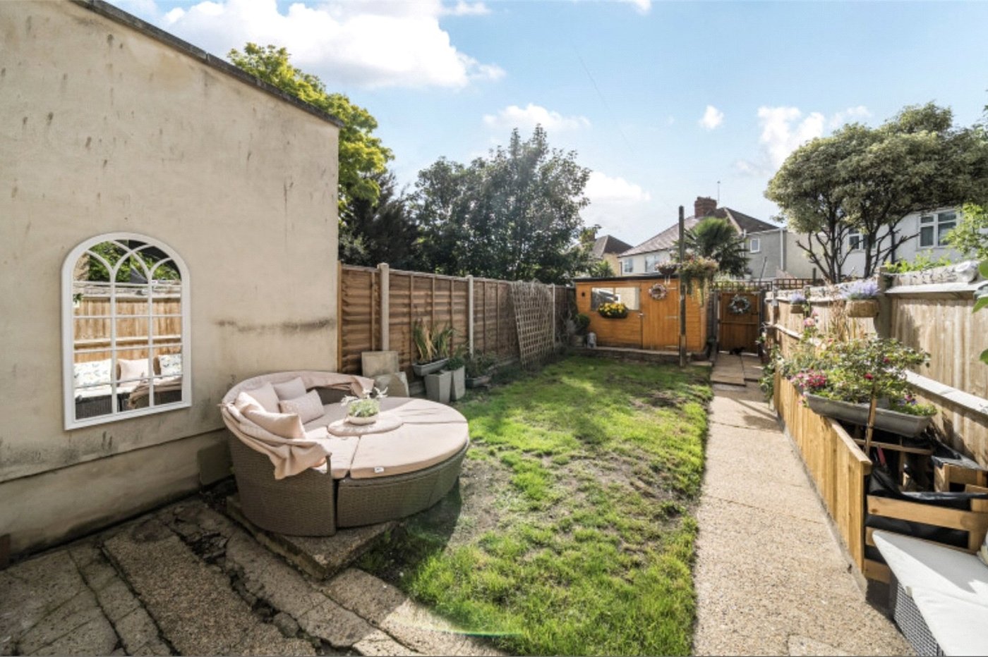 2 bedroom house for sale in Erith | Robinson Jackson