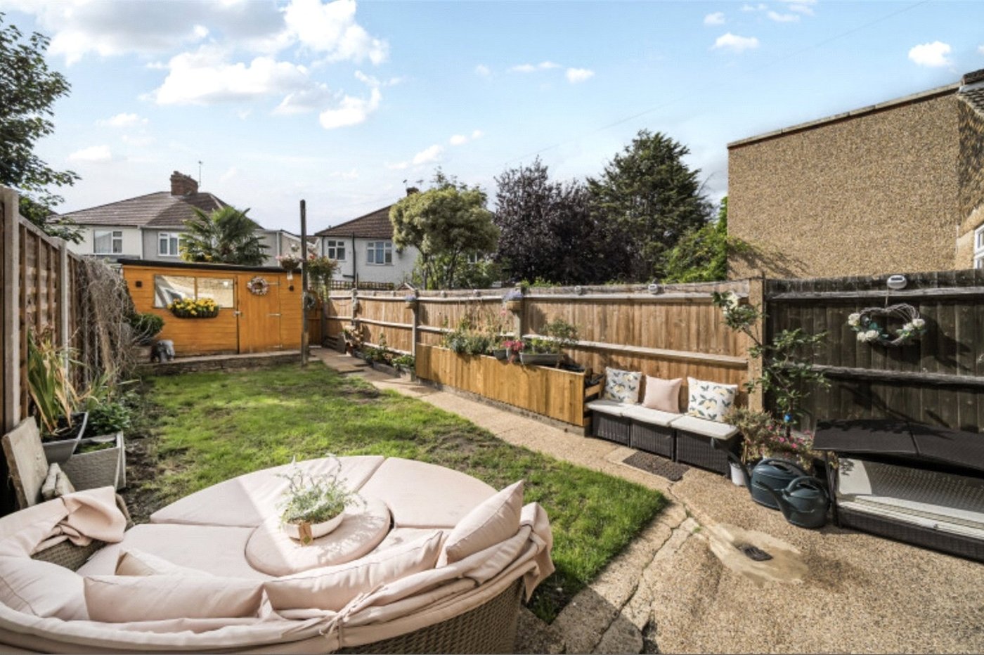 2 bedroom house for sale in Erith | Robinson Jackson