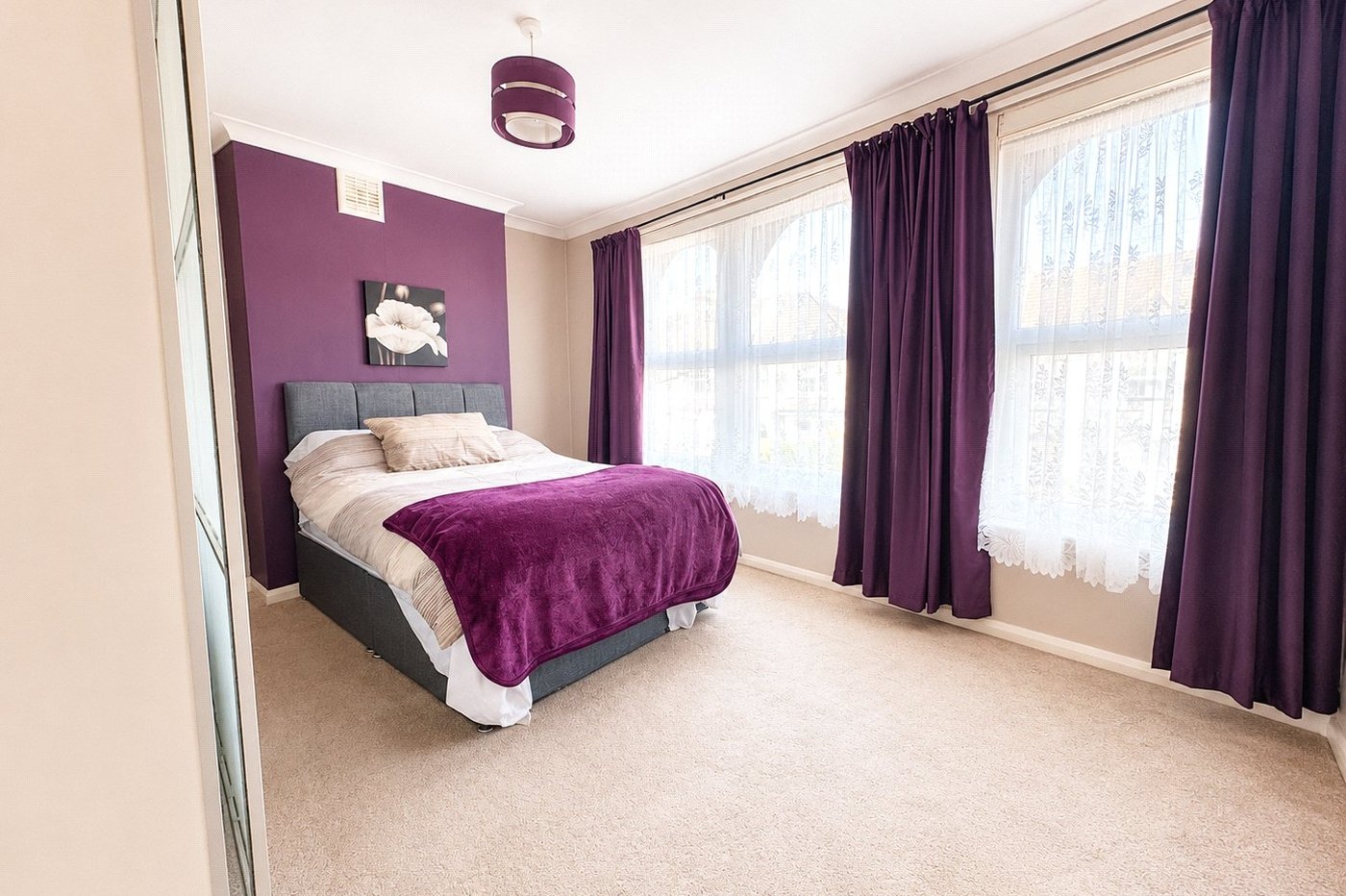3 bedroom house for sale in London | Robinson Jackson