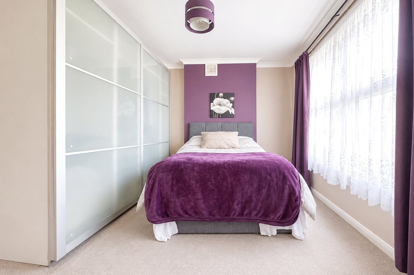 3 bedroom house for sale in London | Robinson Jackson