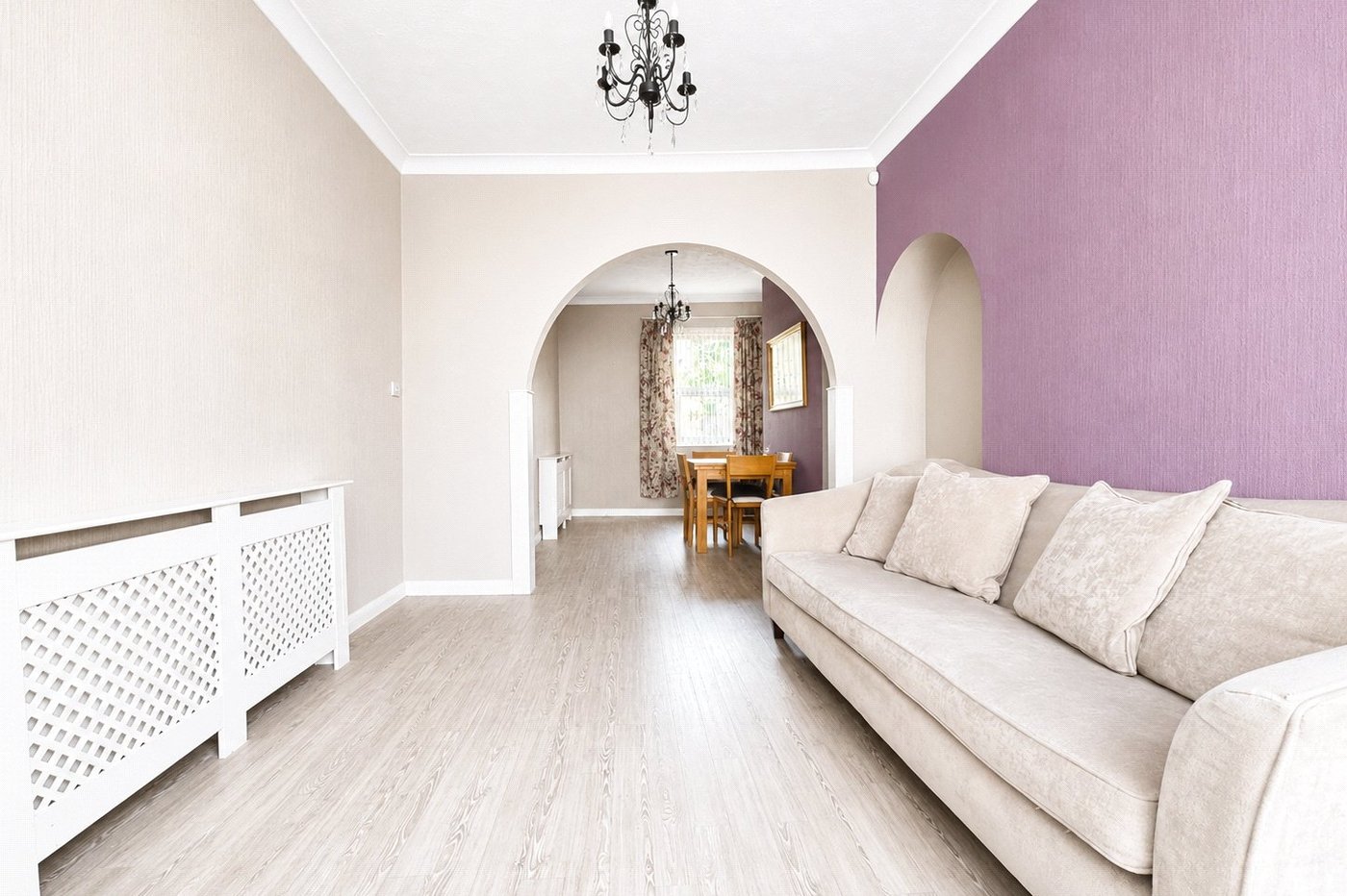 3 bedroom house for sale in London | Robinson Jackson