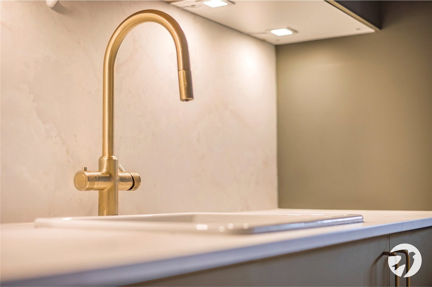 4 bedroom house for sale in London | Robinson Jackson