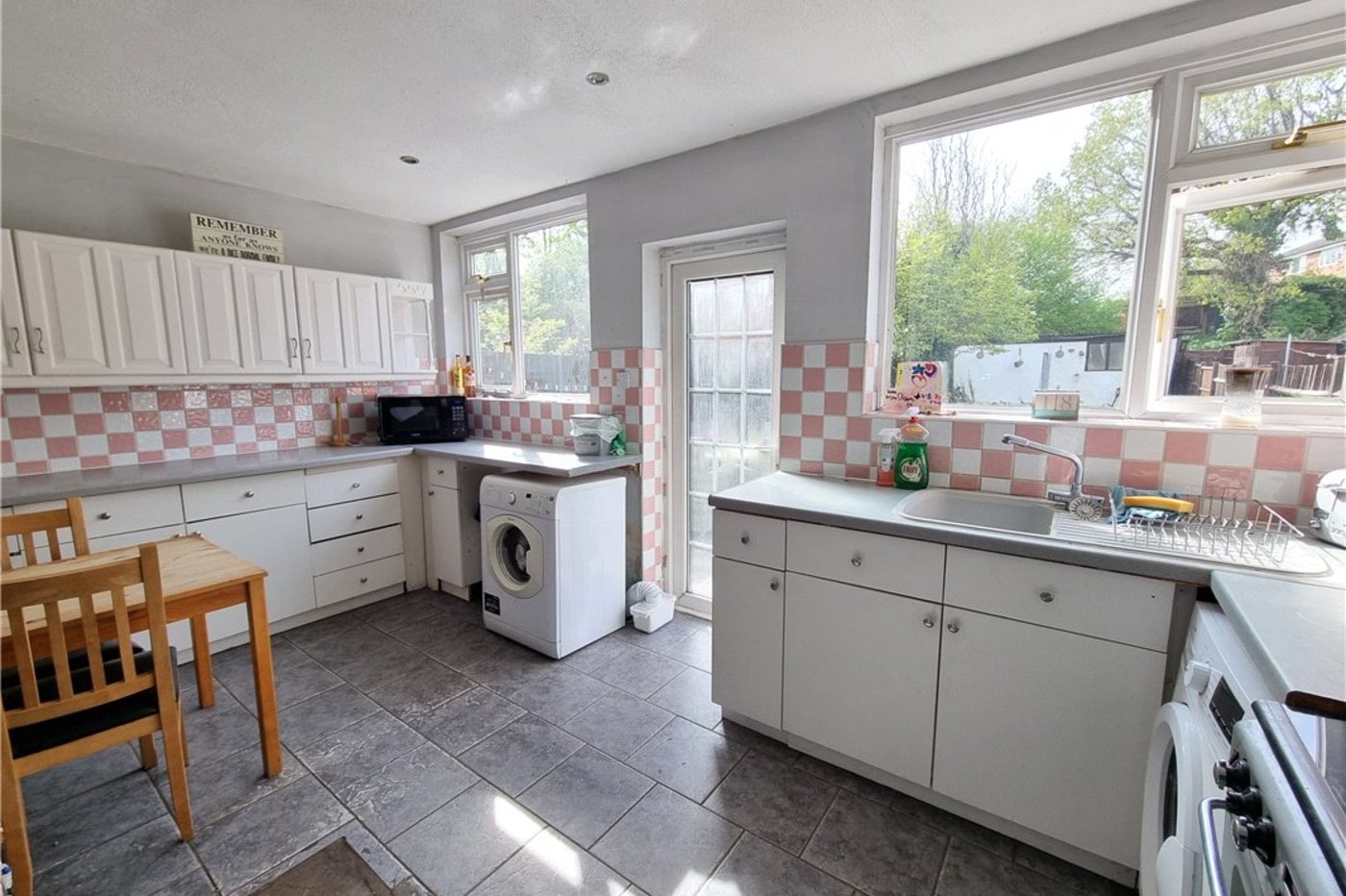 3 bedroom house for sale in Orpington | Robinson Jackson