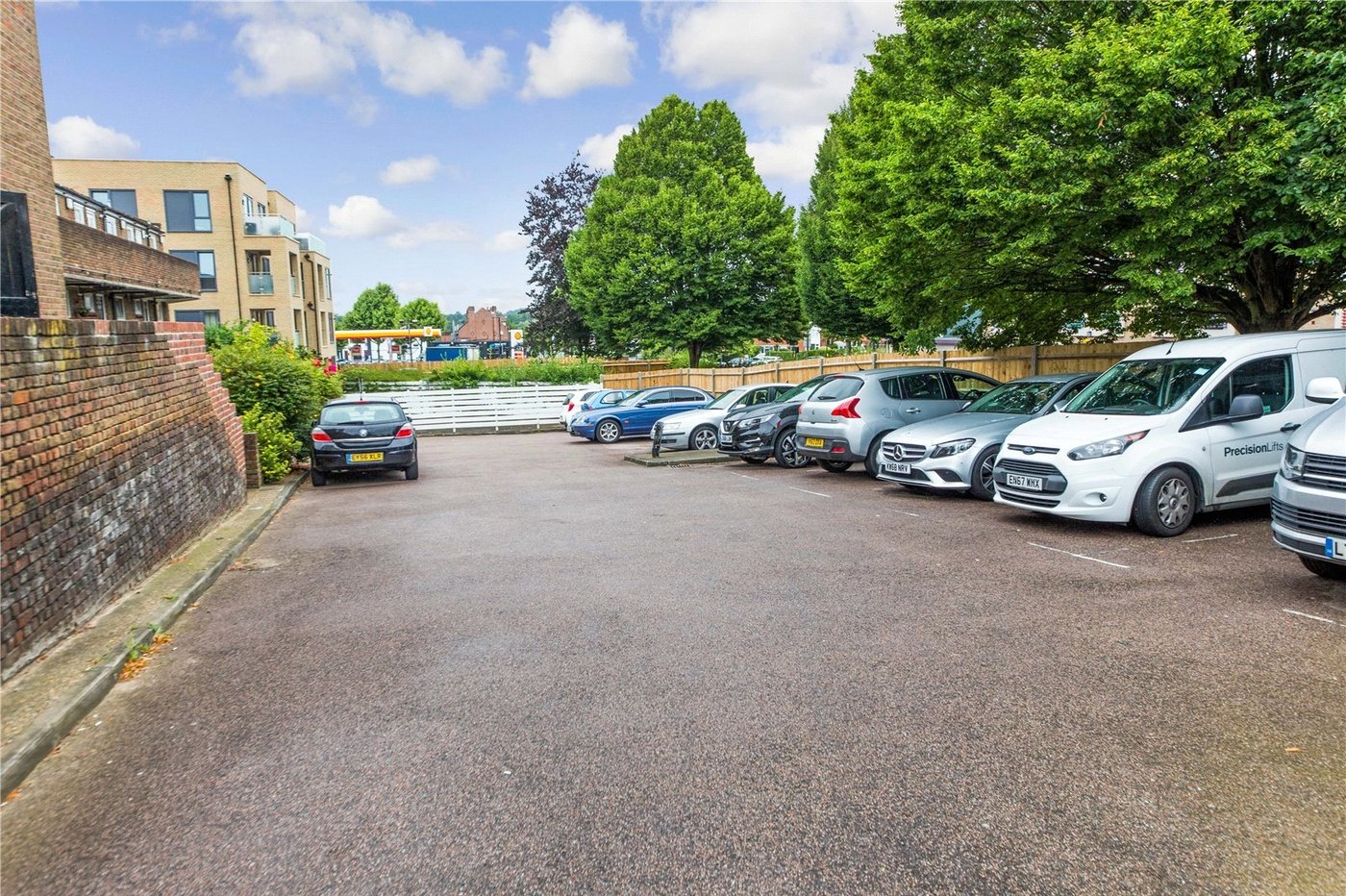 1 bedroom property for sale in New Eltham | Robinson Jackson