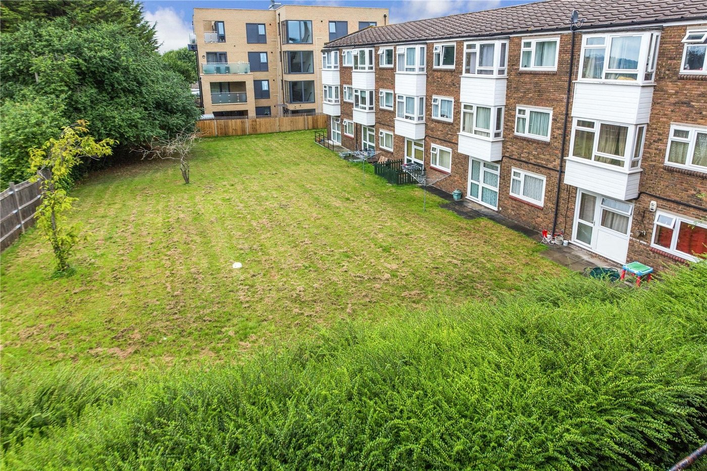 1 bedroom property for sale in New Eltham | Robinson Jackson