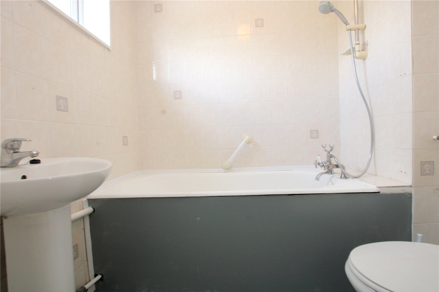 1 bedroom property for sale in New Eltham | Robinson Jackson