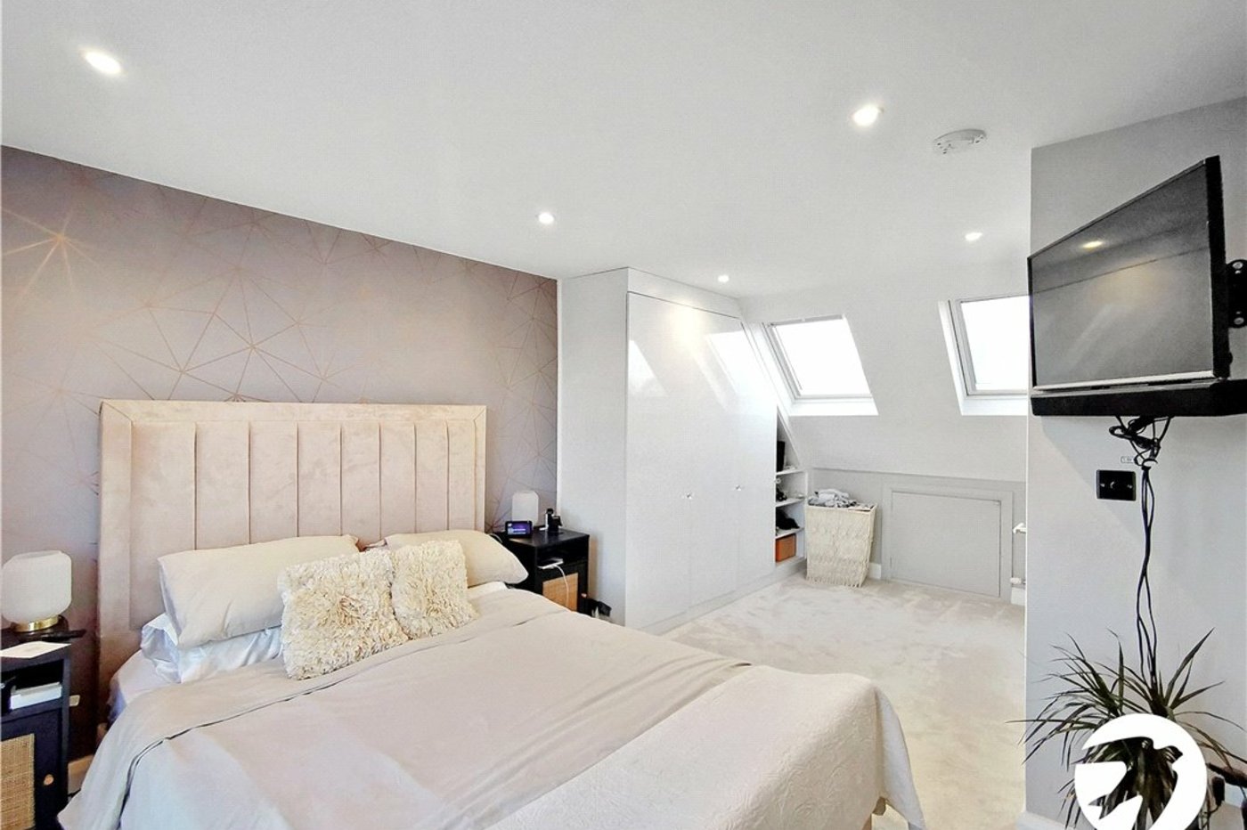 3 bedroom house for sale in St Pauls Cray | Robinson Jackson