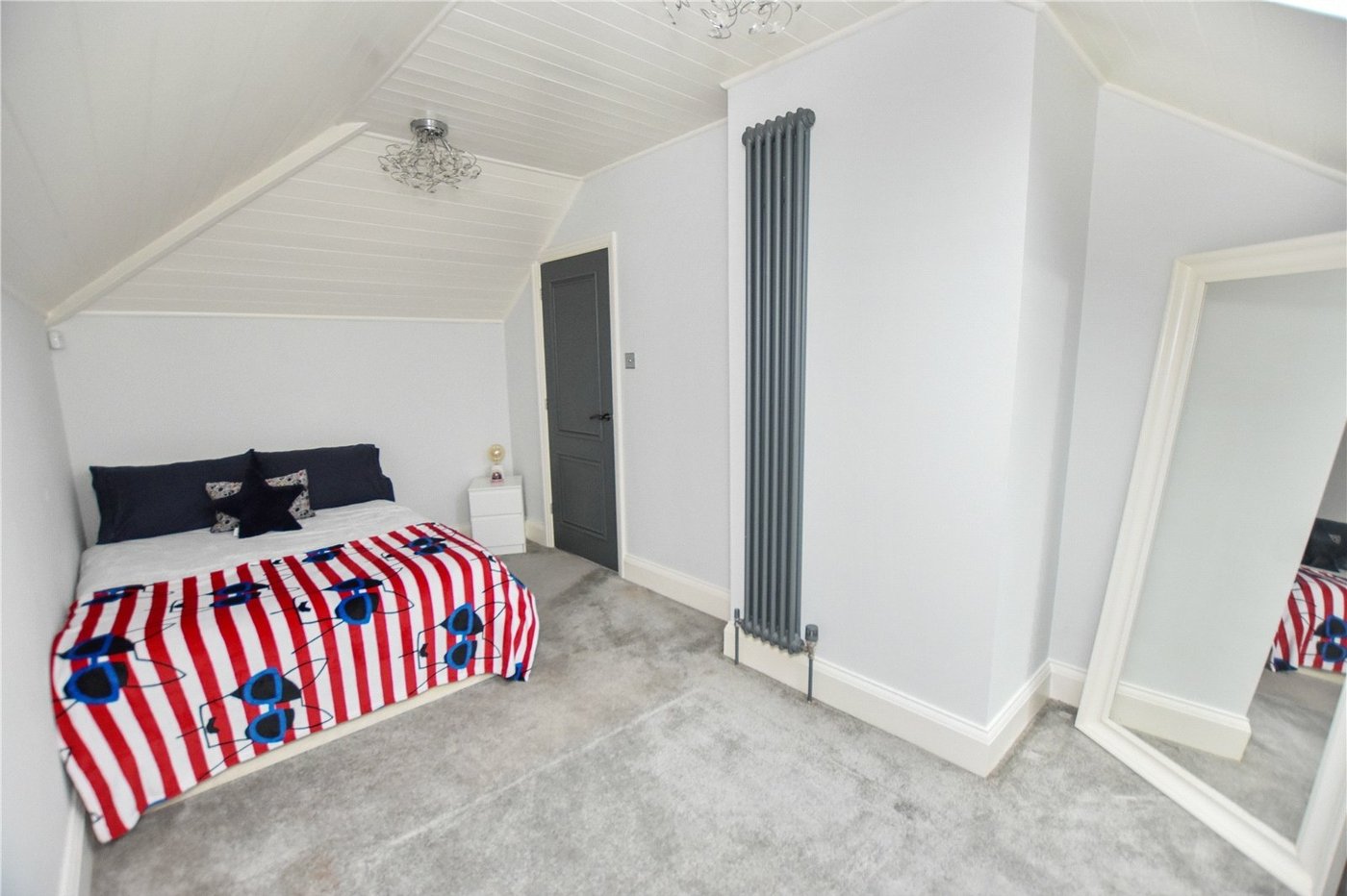 4 bedroom bungalow for sale in Bexleyheath | Robinson Jackson