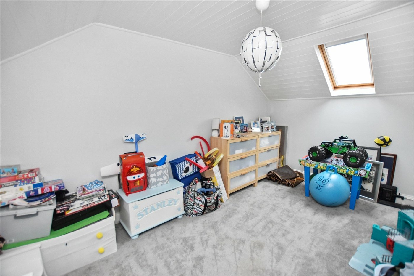 4 bedroom bungalow for sale in Bexleyheath | Robinson Jackson