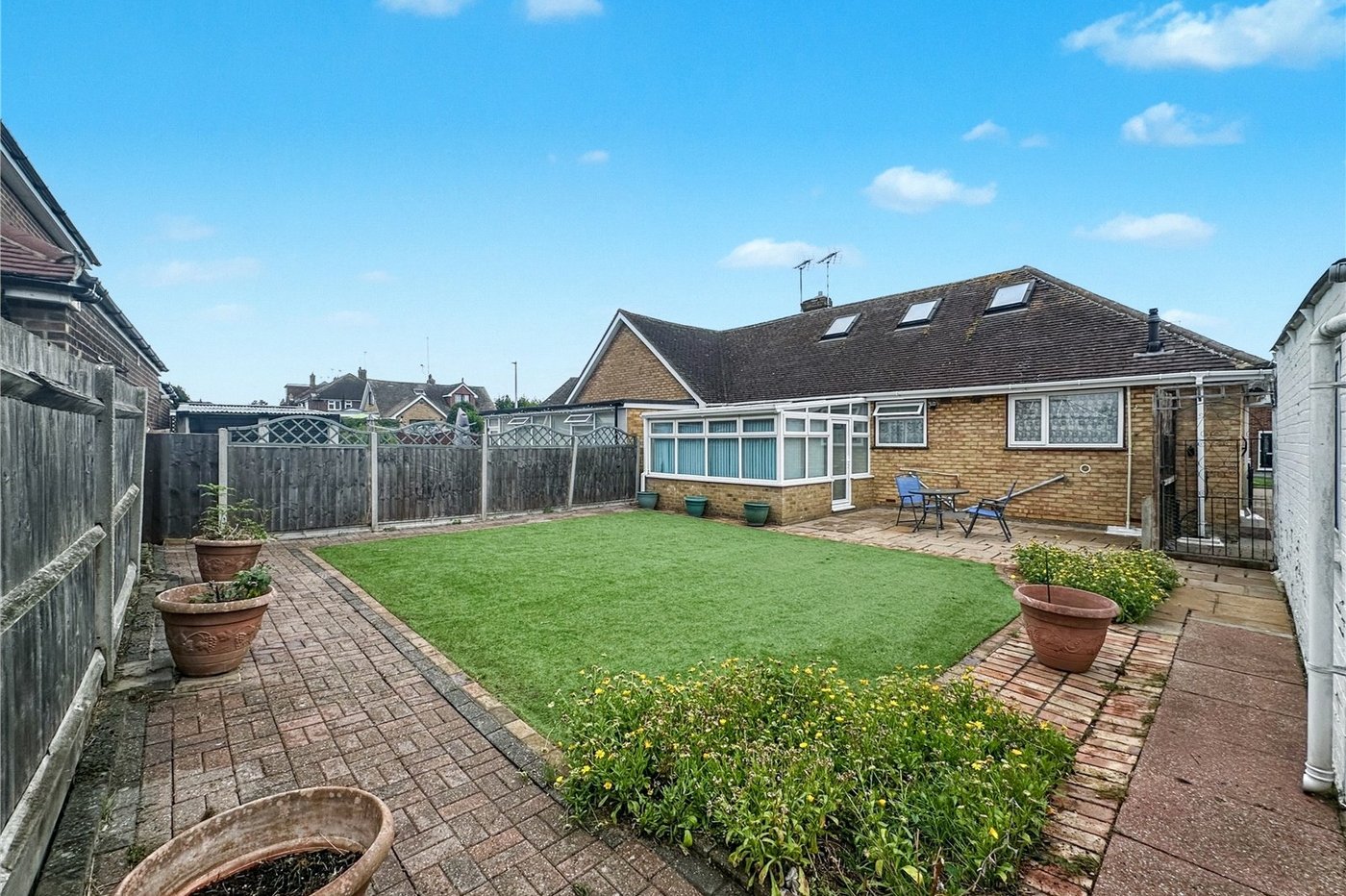 2 bedroom bungalow for sale in Rainham | Robinson Michael & Jackson