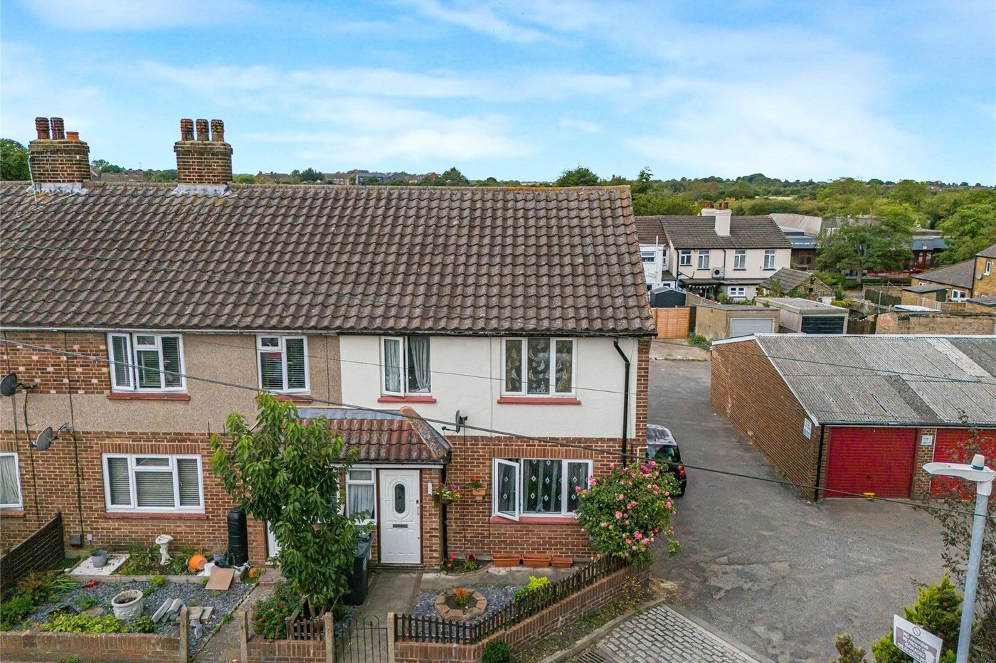3 bedroom house for sale in Swanscombe | Robinson Jackson