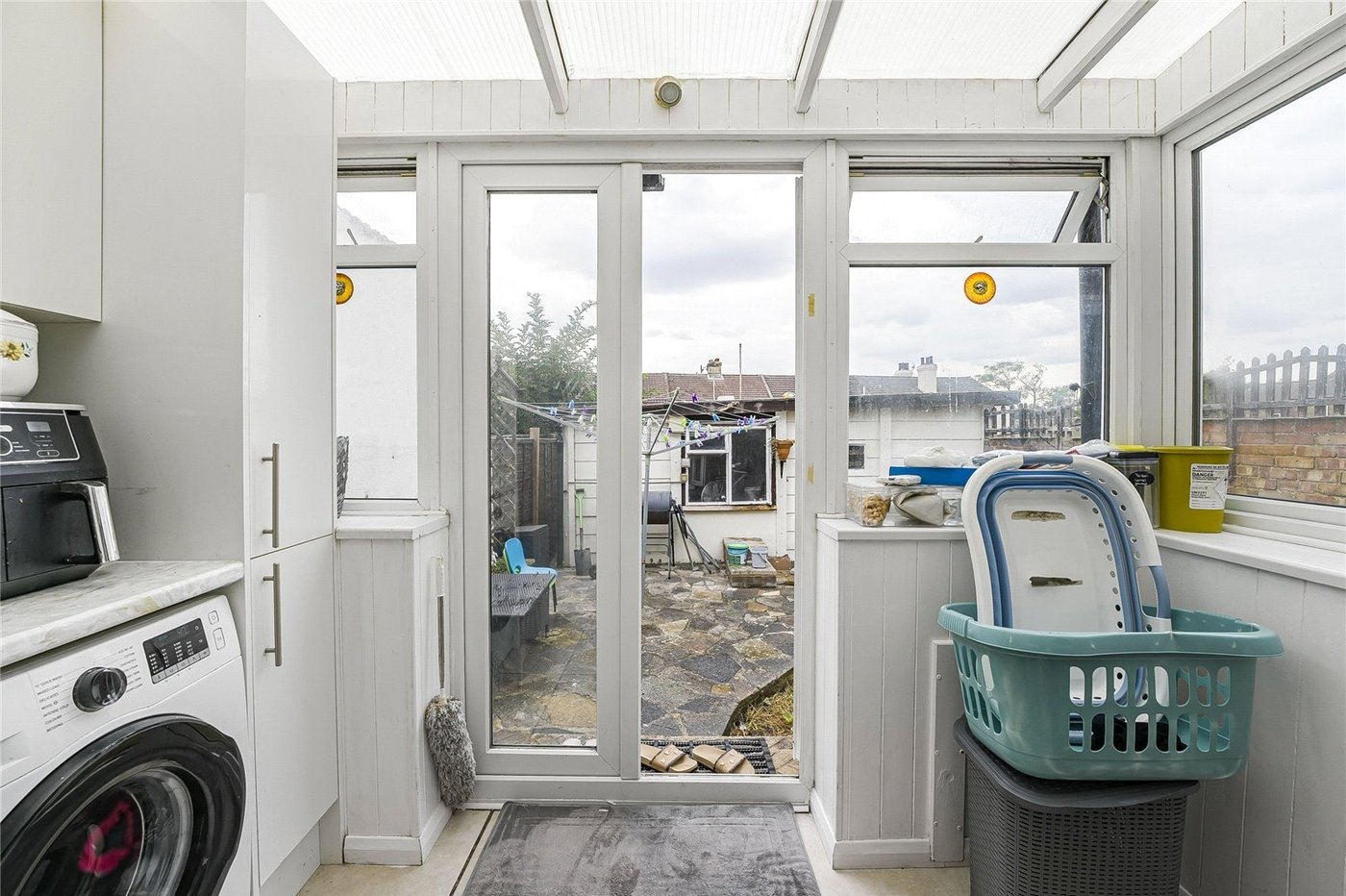 3 bedroom house for sale in Swanscombe | Robinson Jackson