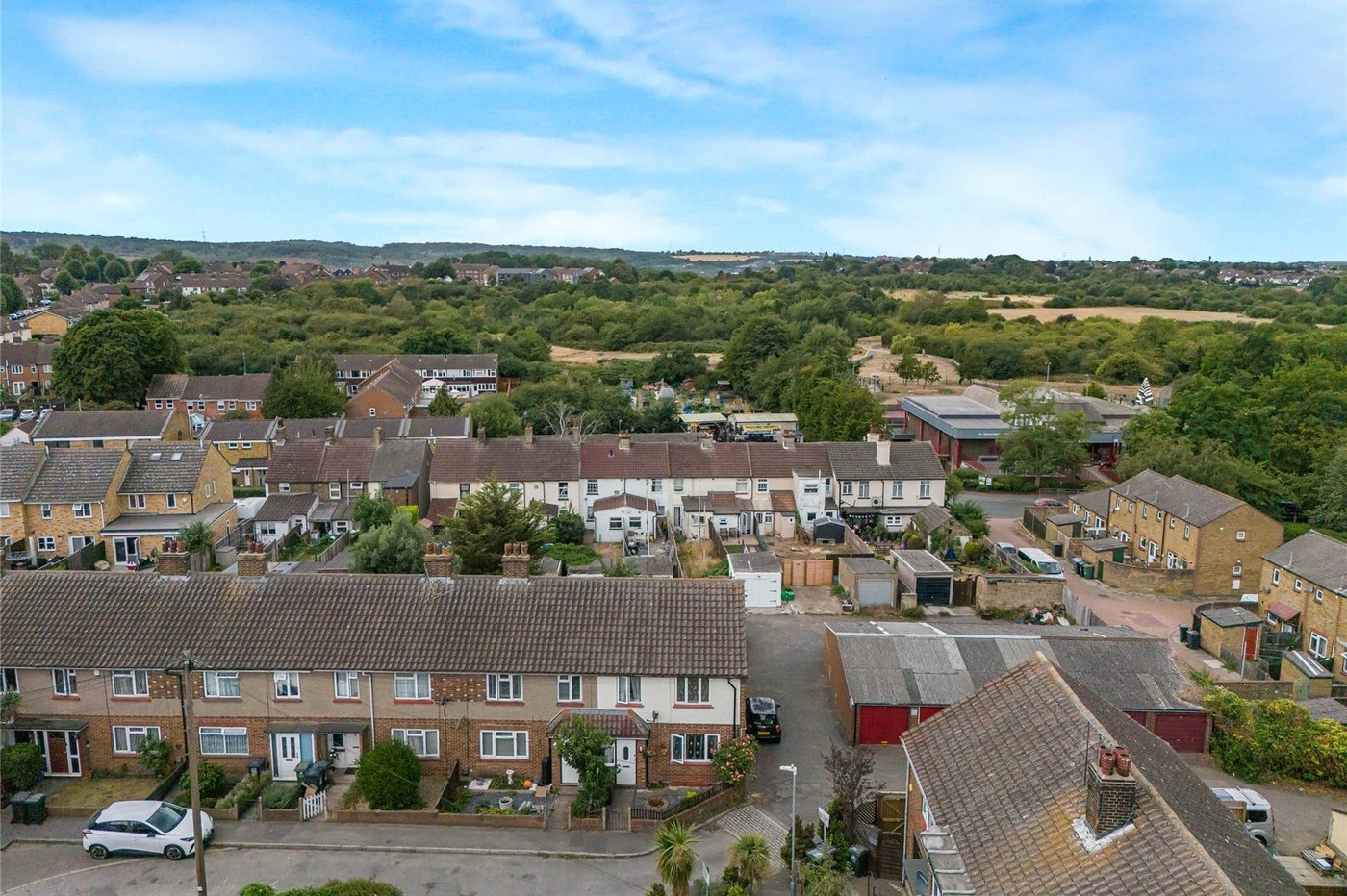 3 bedroom house for sale in Swanscombe | Robinson Jackson