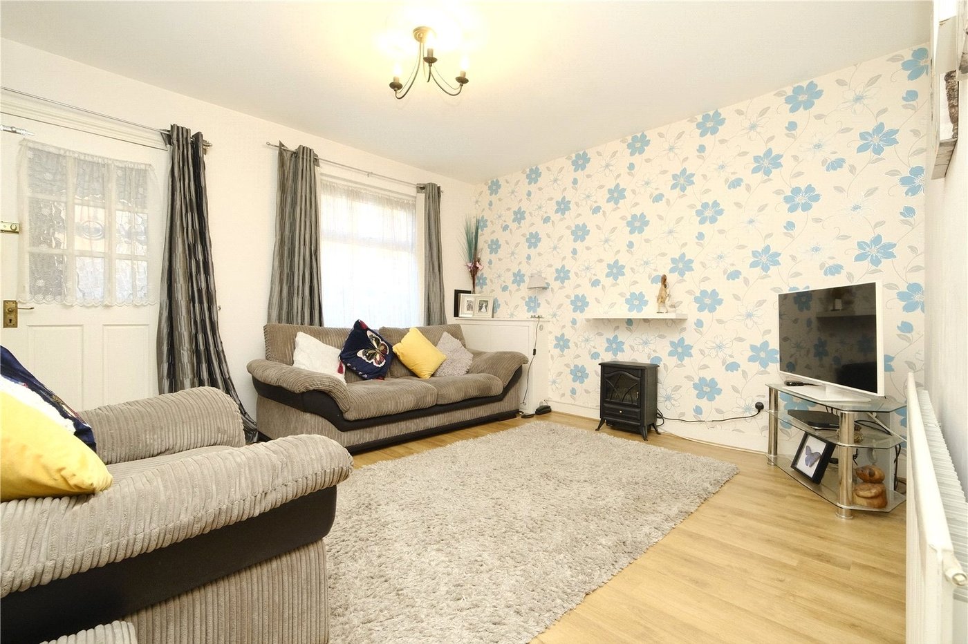 3 bedroom house for sale in Swanscombe | Robinson Jackson