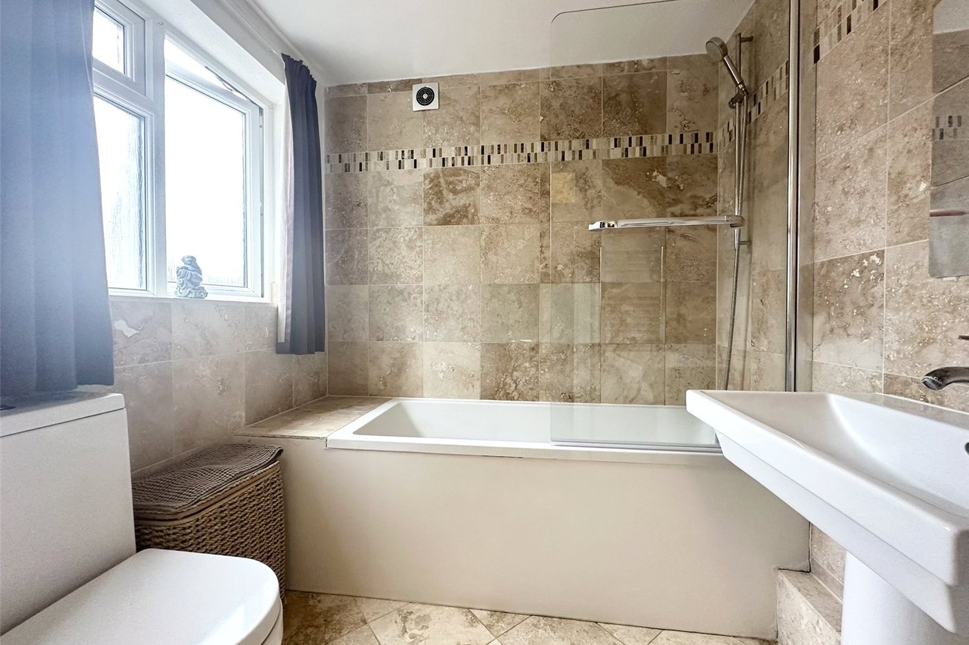 3 bedroom house for sale in Swanscombe | Robinson Jackson