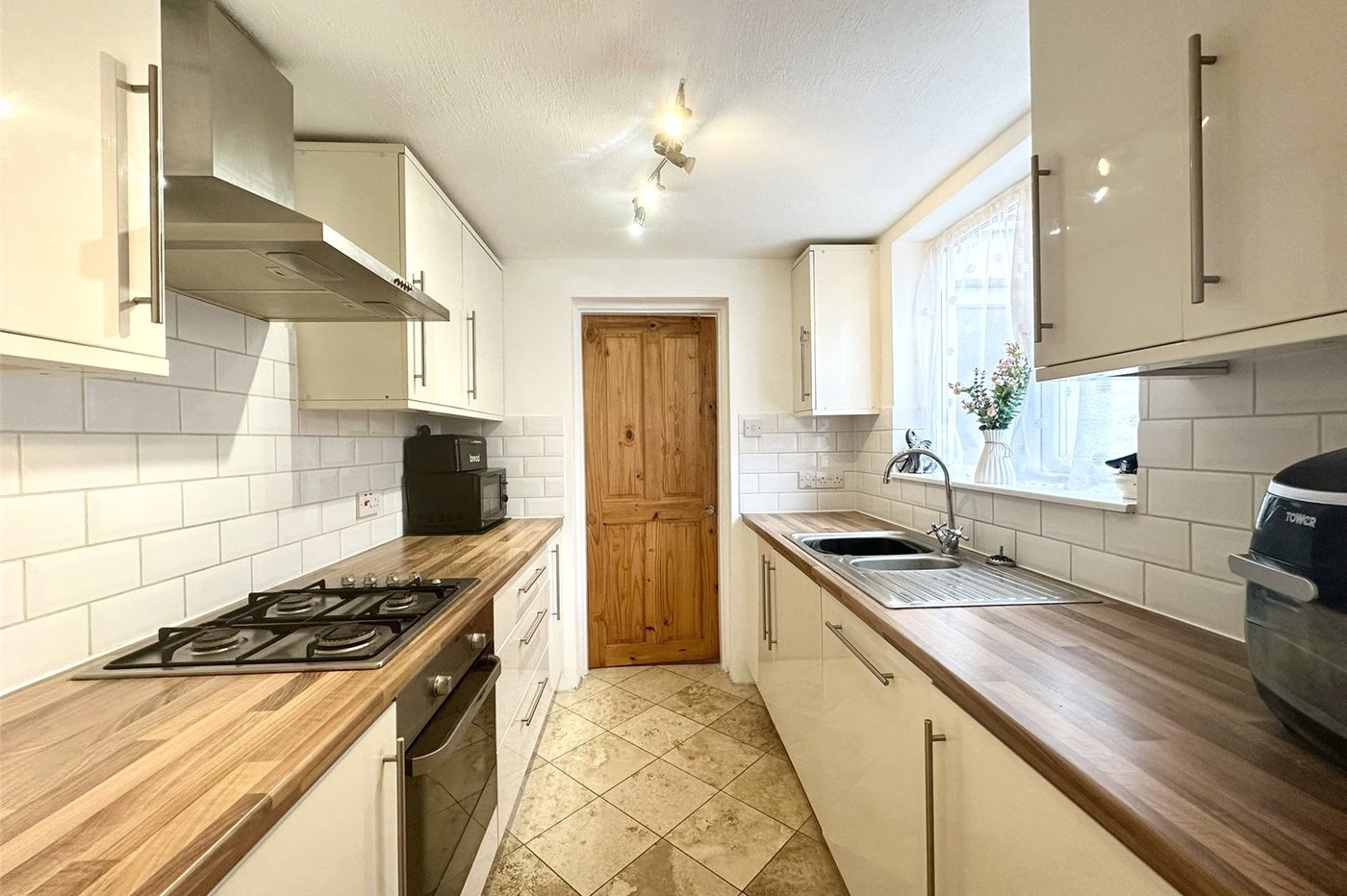 3 bedroom house for sale in Swanscombe | Robinson Jackson