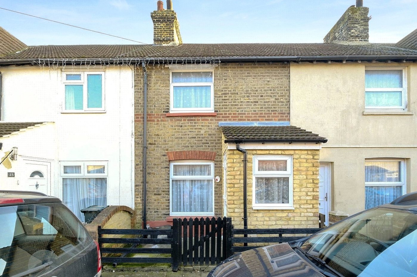 3 bedroom house for sale in Swanscombe | Robinson Jackson