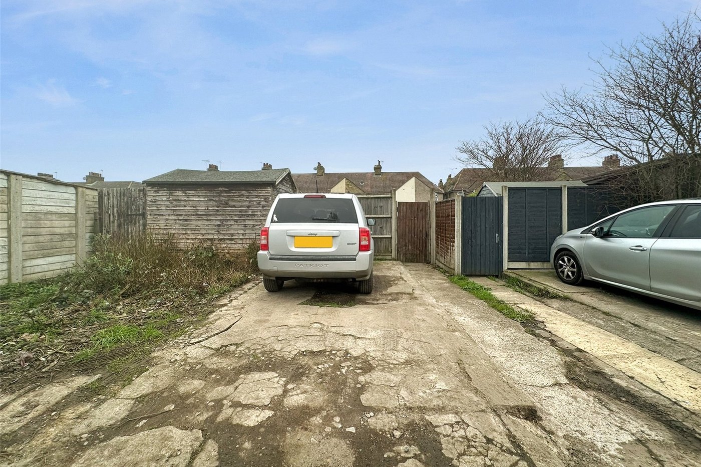 3 bedroom house for sale in Swanscombe | Robinson Jackson