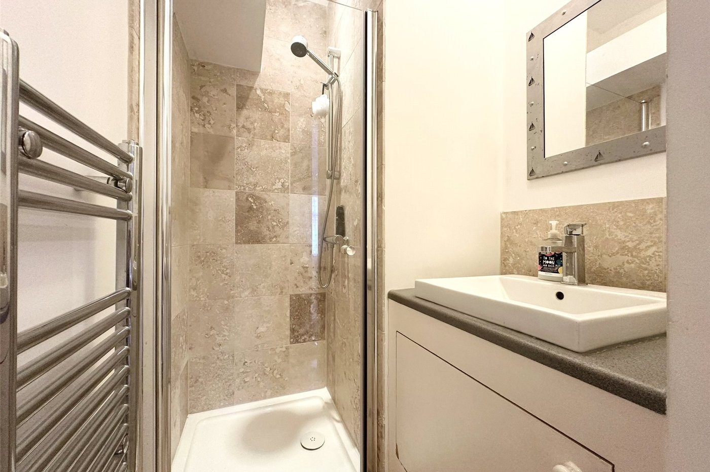 3 bedroom house for sale in Swanscombe | Robinson Jackson