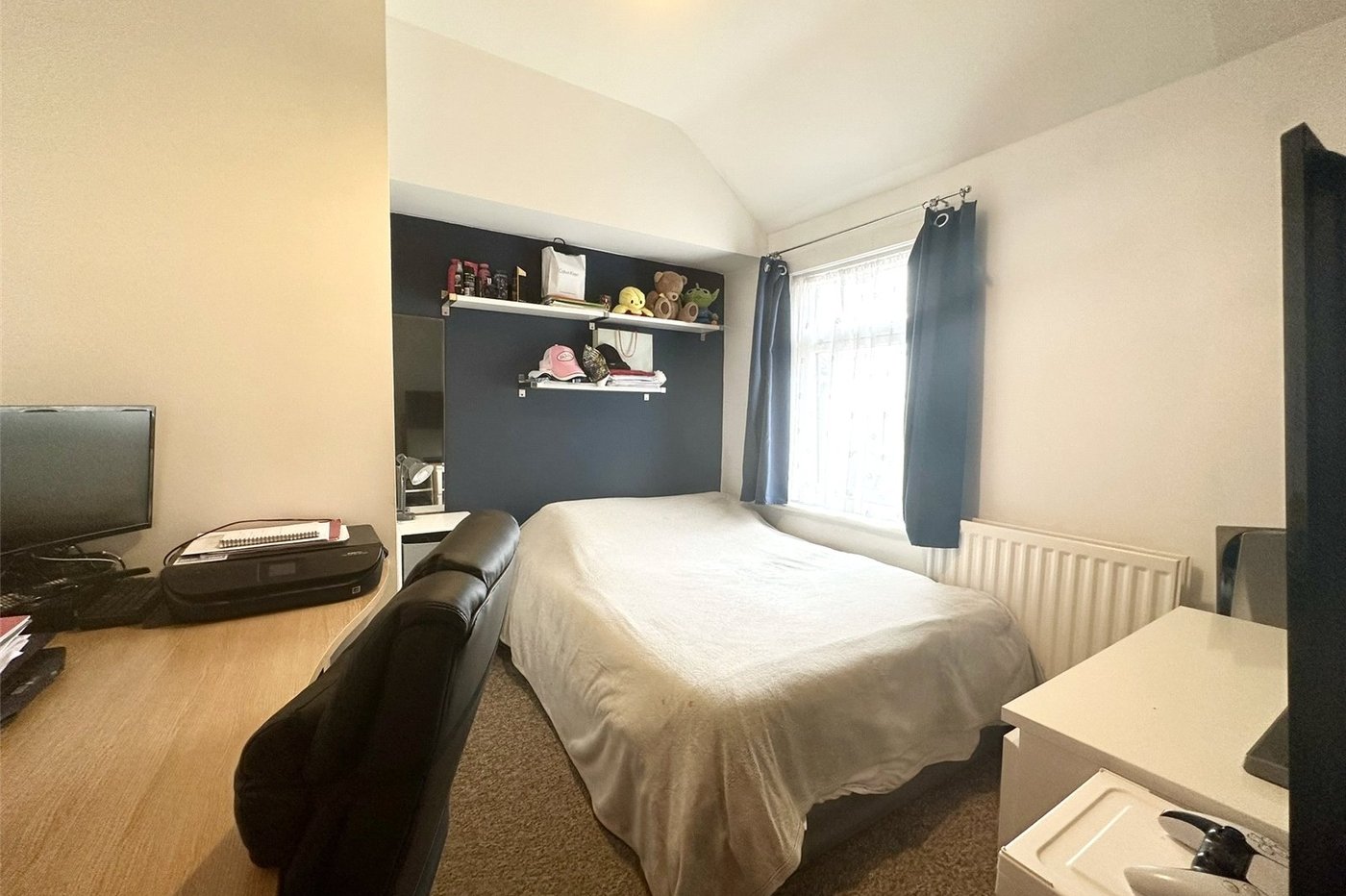 3 bedroom house for sale in Swanscombe | Robinson Jackson