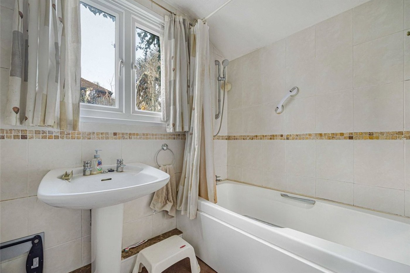 5 bedroom house for sale in Orpington | Robinson Jackson