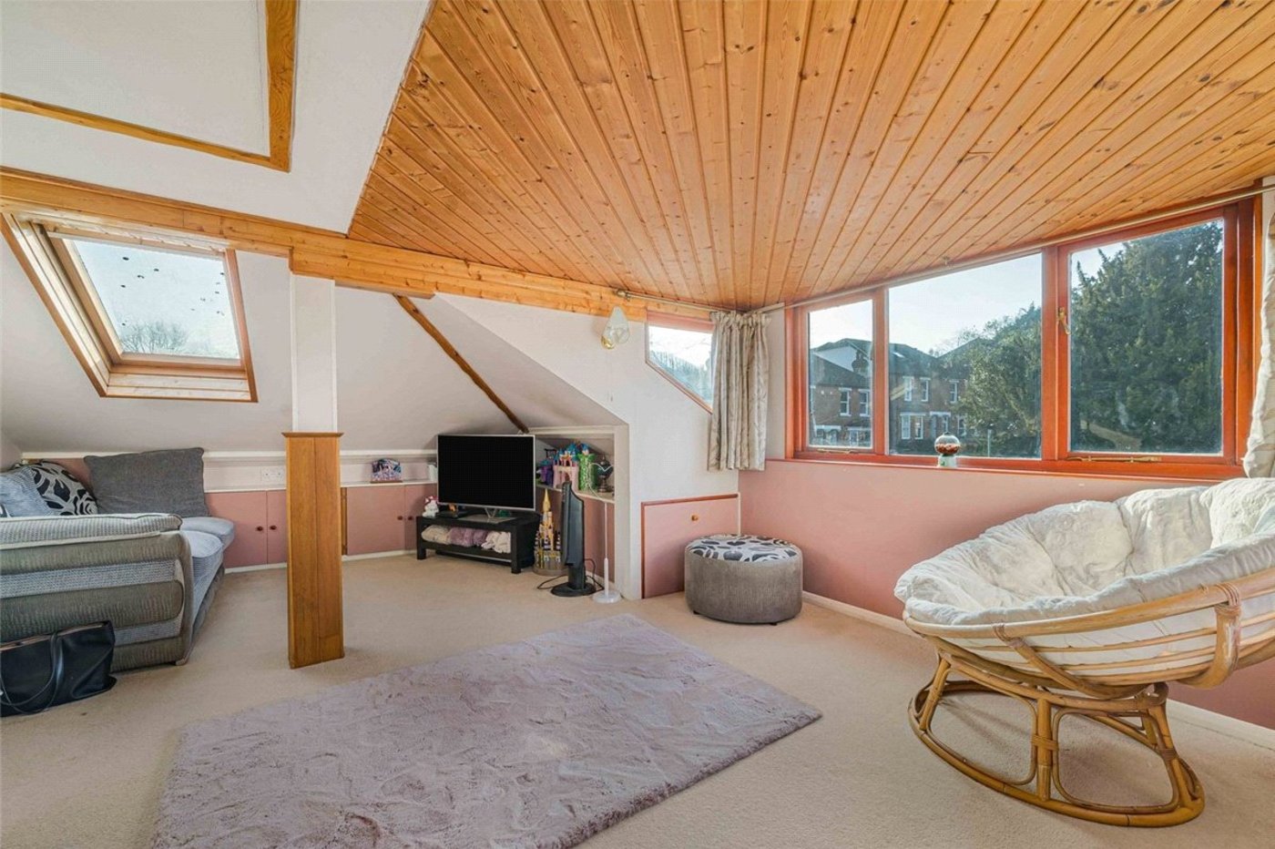 5 bedroom house for sale in Orpington | Robinson Jackson