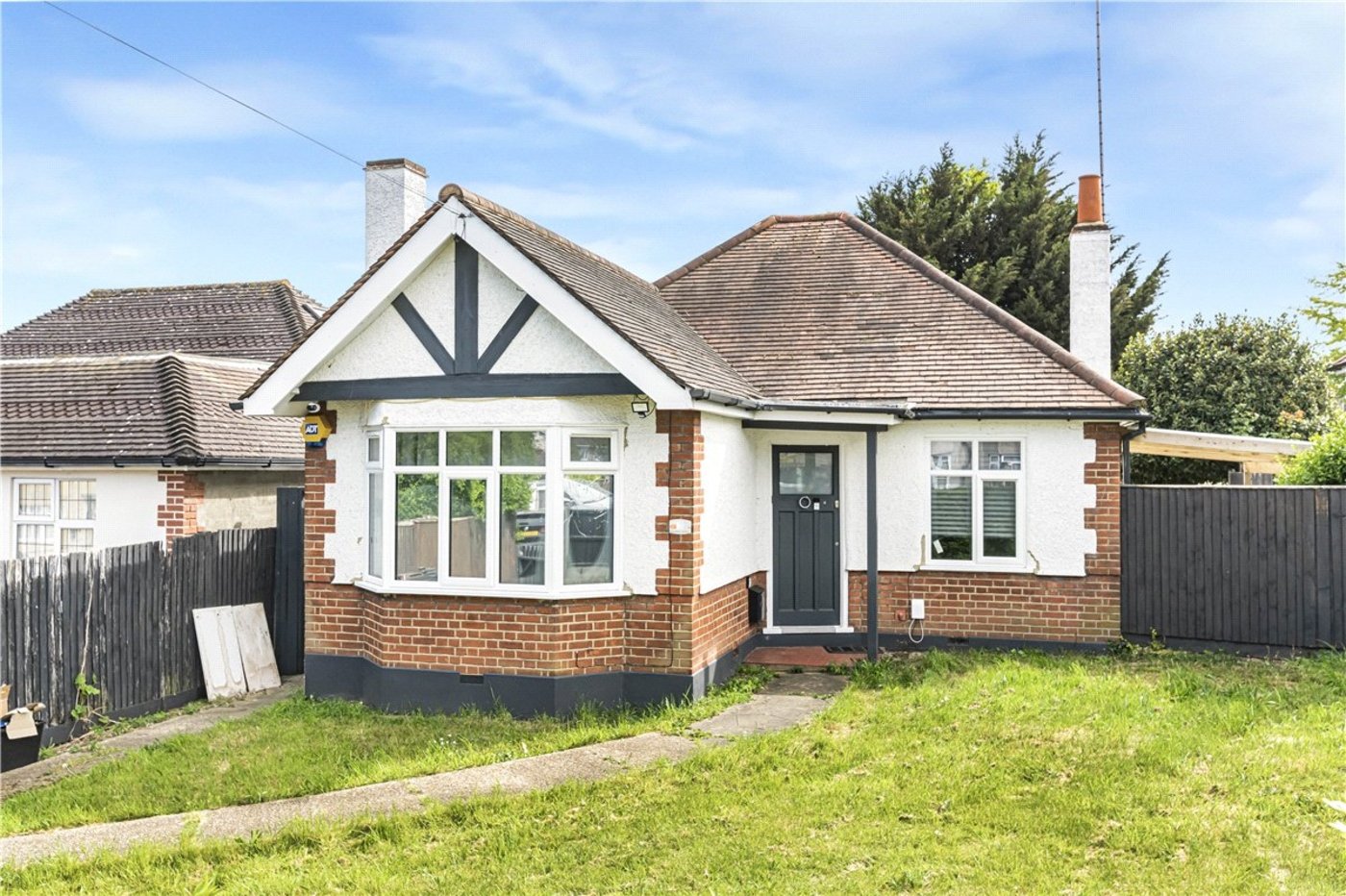 2 bedroom bungalow for sale in Orpington | Robinson Jackson