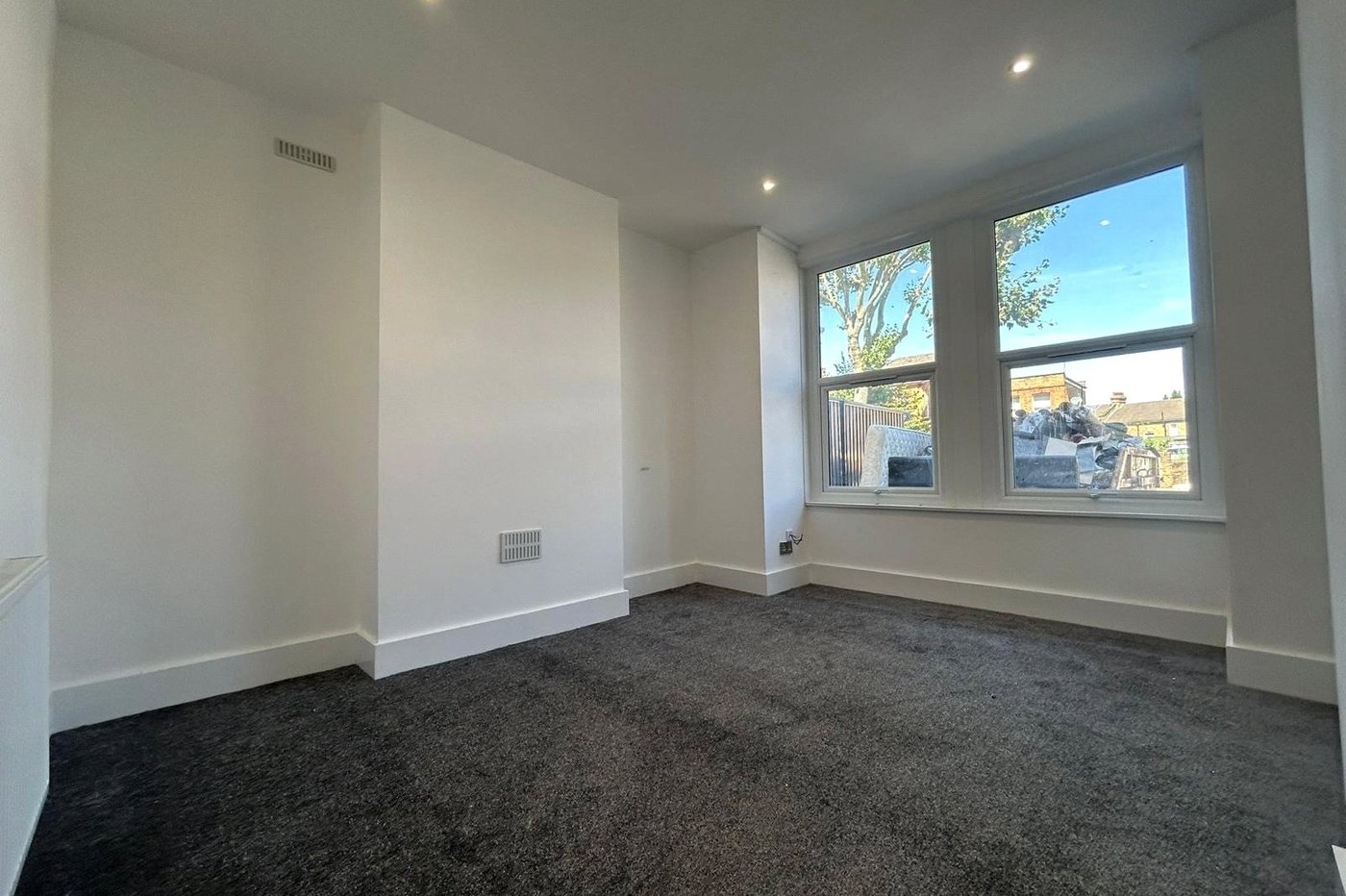 2 bedroom property for sale in Catford | Robinson Jackson