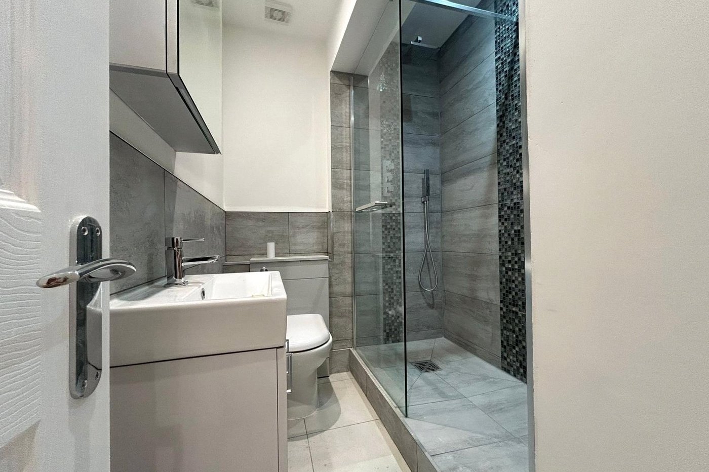 2 bedroom property for sale in Catford | Robinson Jackson