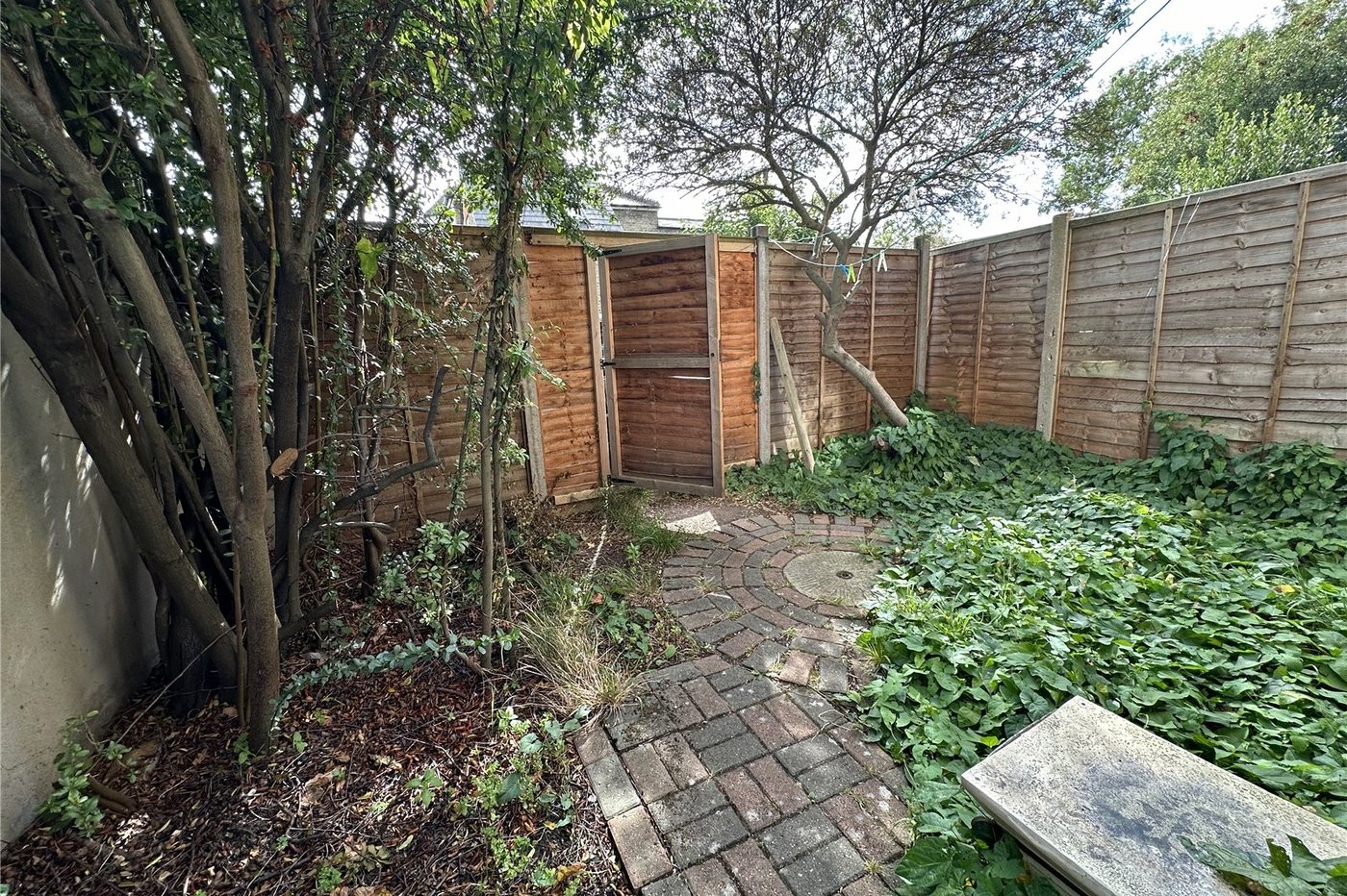 2 bedroom property for sale in Catford | Robinson Jackson