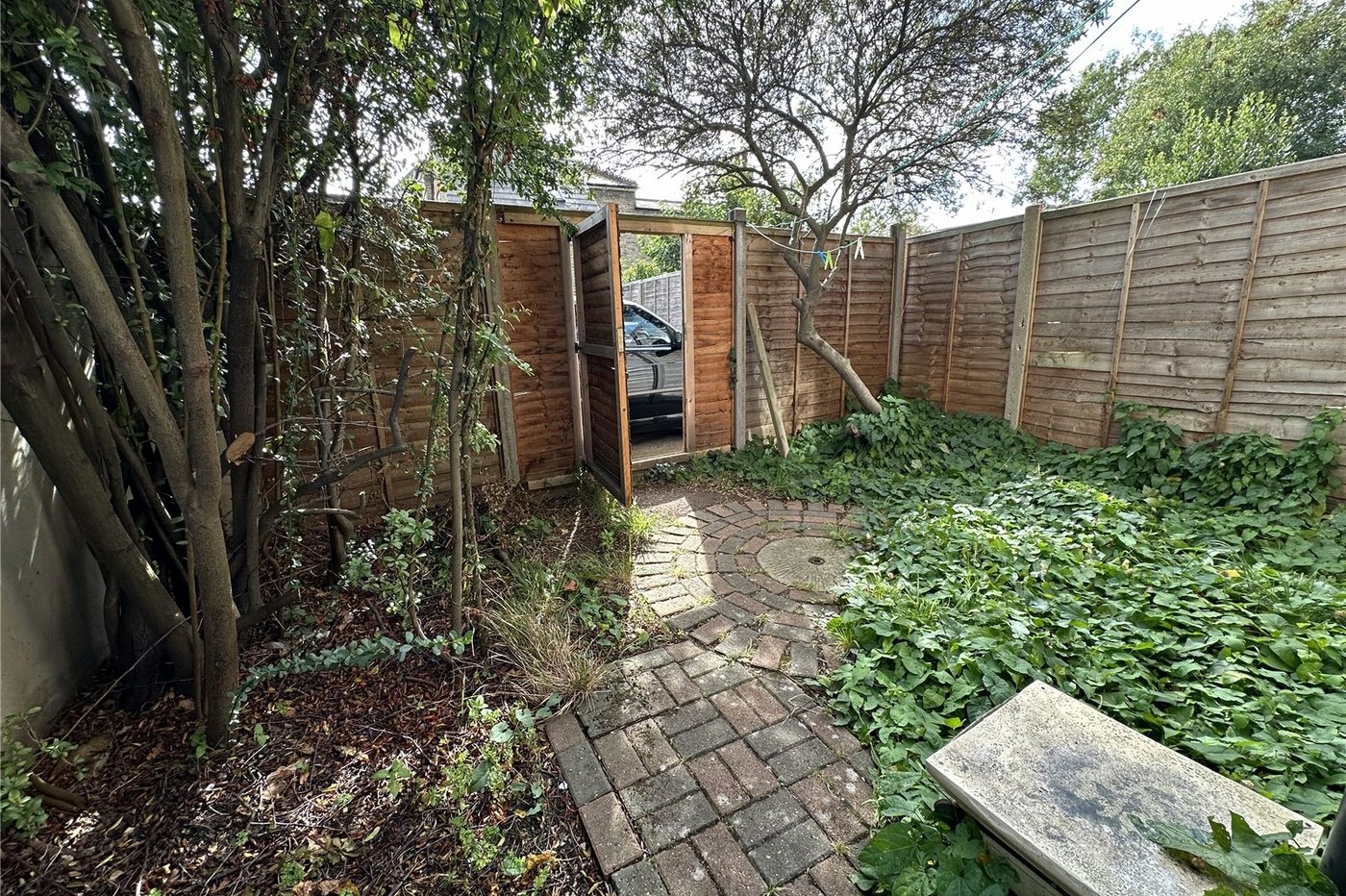 2 bedroom property for sale in Catford | Robinson Jackson