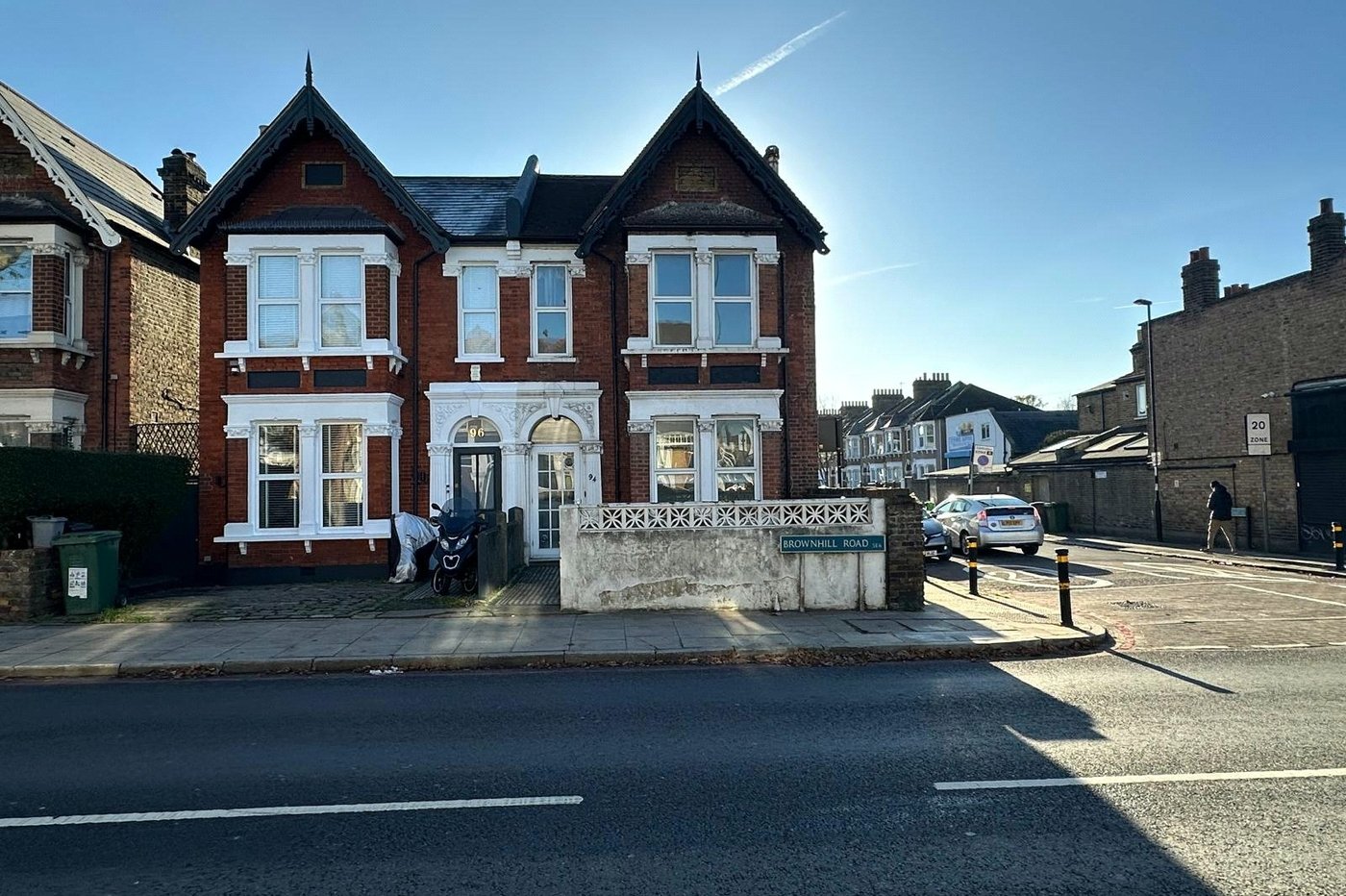 5 bedroom house for sale in London | Robinson Jackson