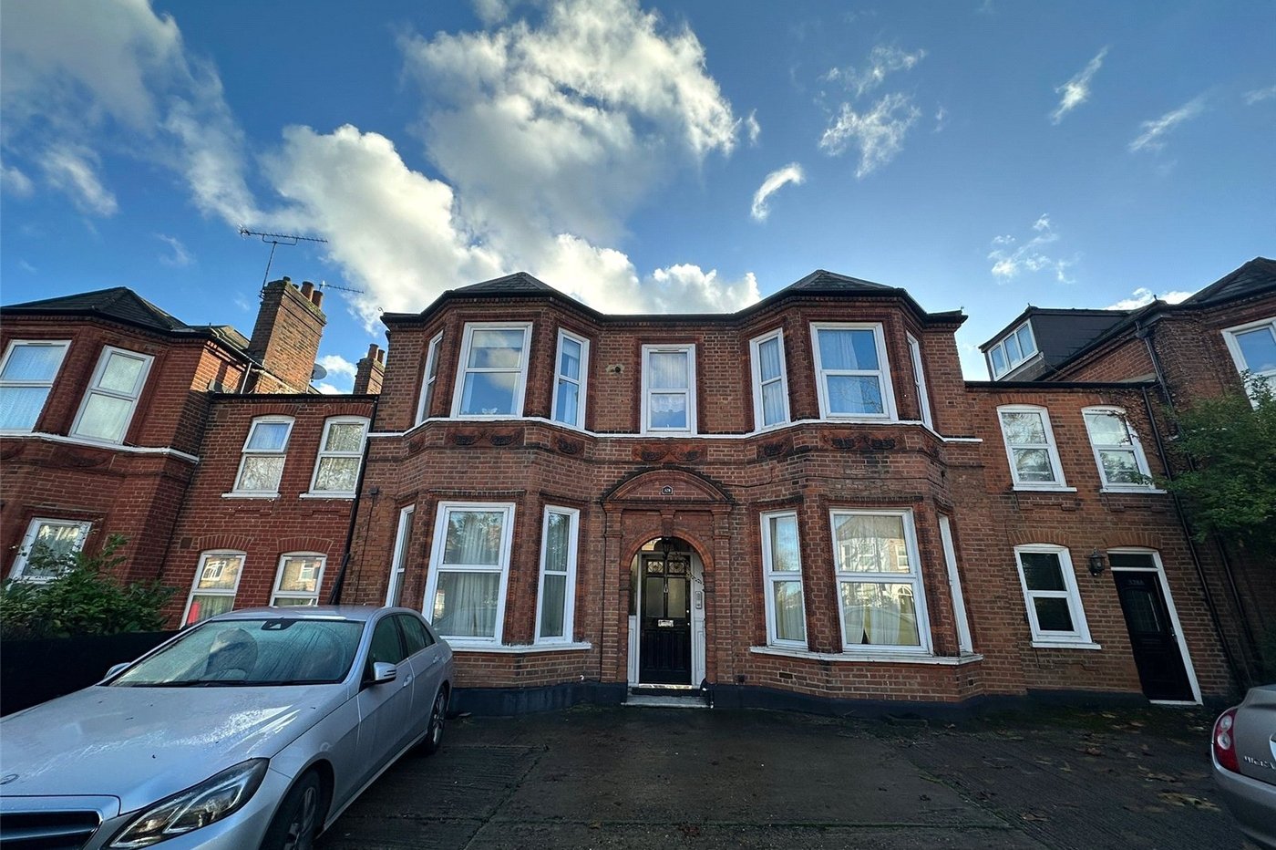 1 bedroom property for sale in London | Robinson Jackson