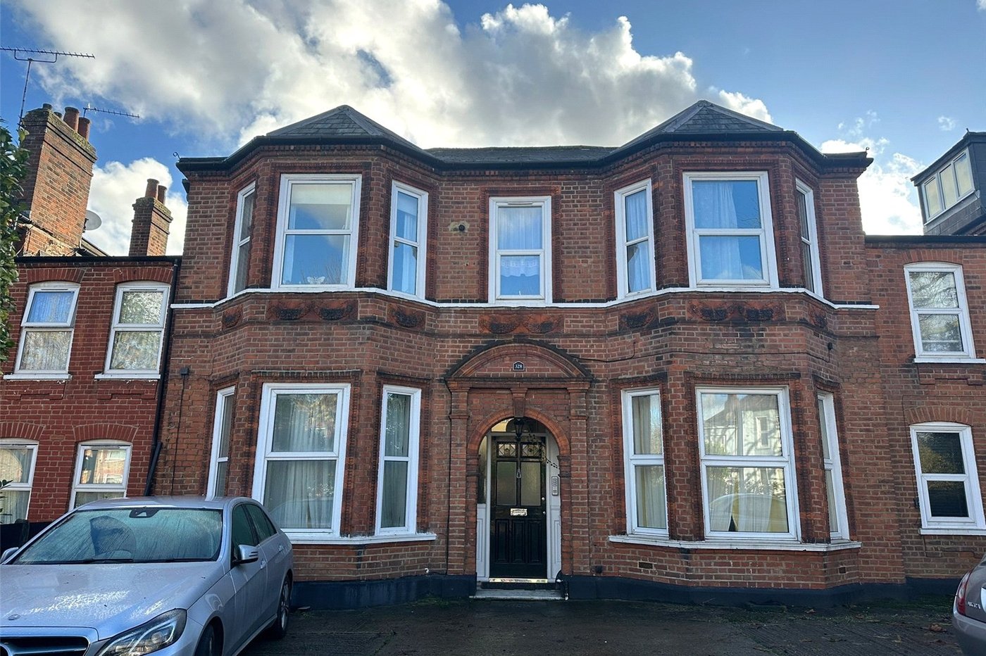 1 bedroom property for sale in London | Robinson Jackson