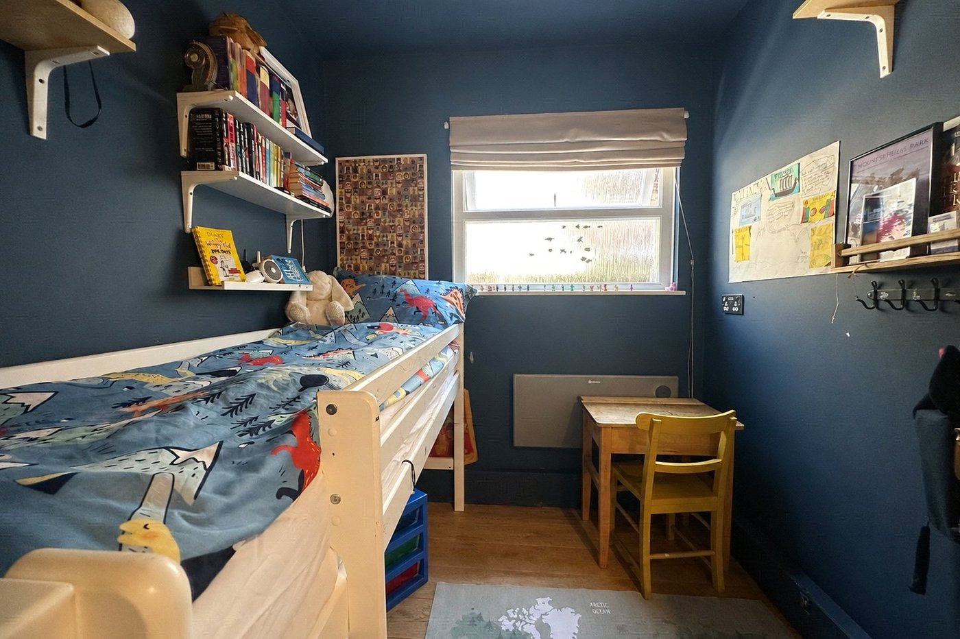 2 bedroom property for sale in London | Robinson Jackson