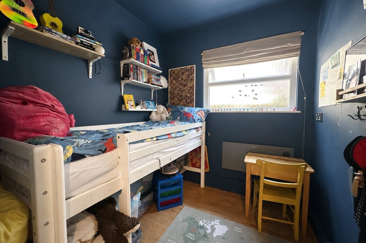2 bedroom property for sale in London | Robinson Jackson