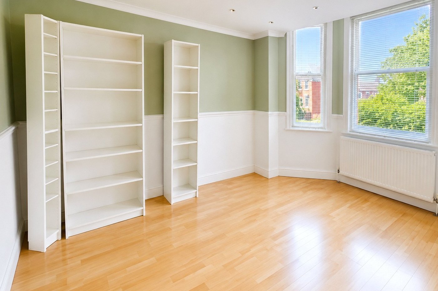 2 bedroom property for sale in London | Robinson Jackson