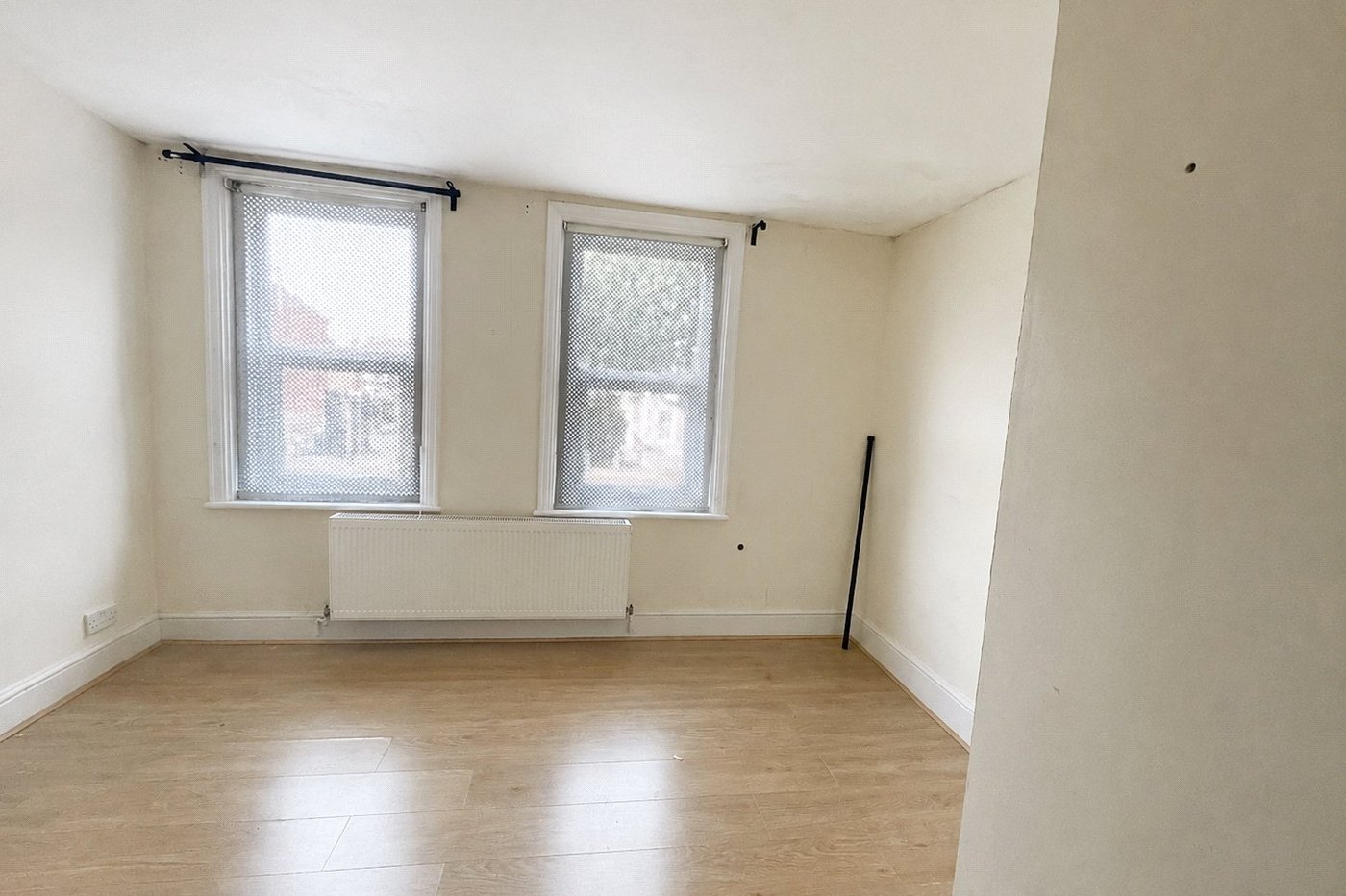 2 bedroom property for sale in London | Robinson Jackson