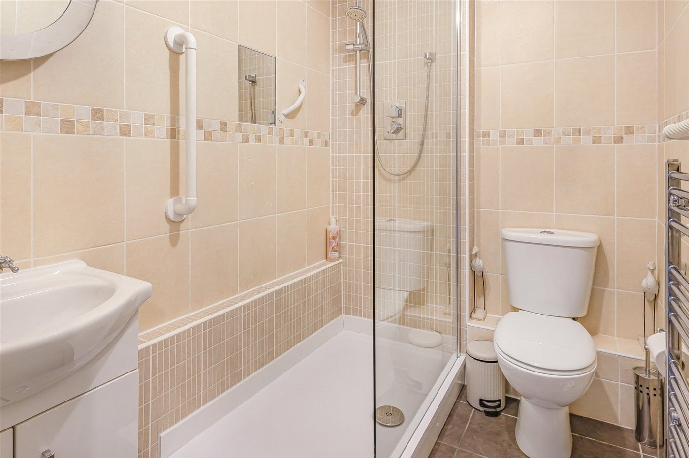 2 bedroom house for sale in Welling | Robinson Jackson