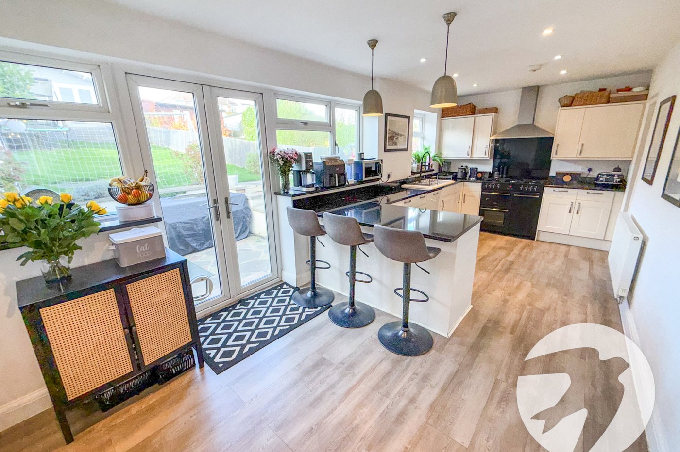 4 bedroom house for sale in London | Robinson Jackson