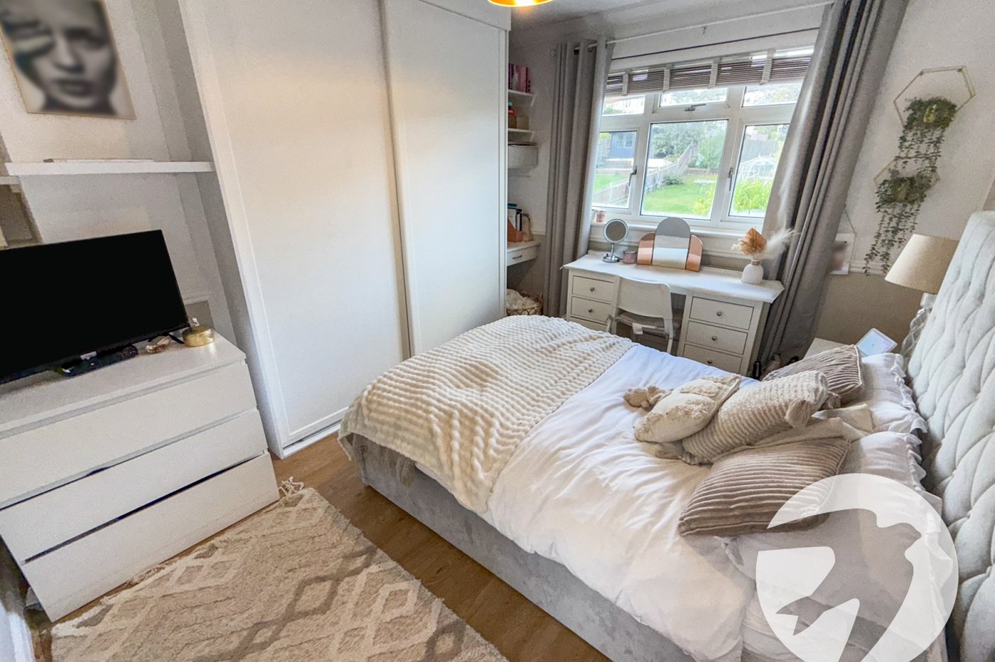 4 bedroom house for sale in London | Robinson Jackson