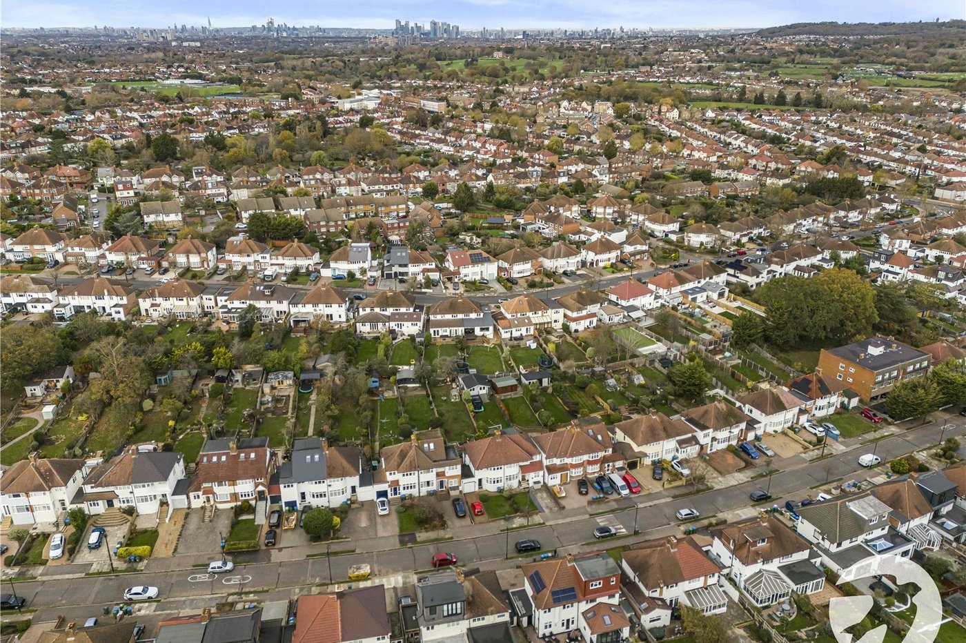 4 bedroom house for sale in London | Robinson Jackson