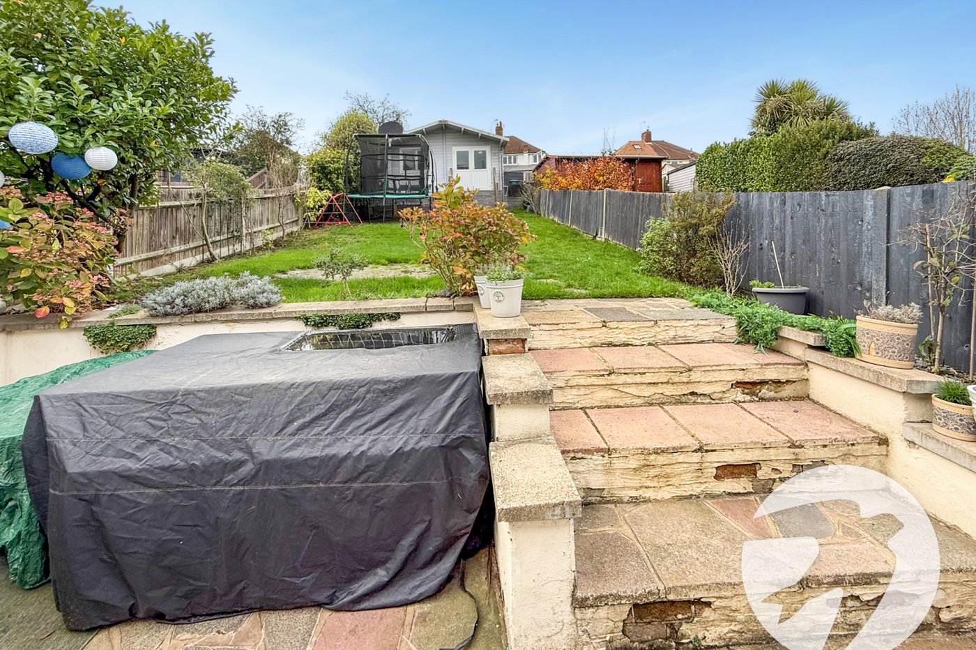 4 bedroom house for sale in London | Robinson Jackson