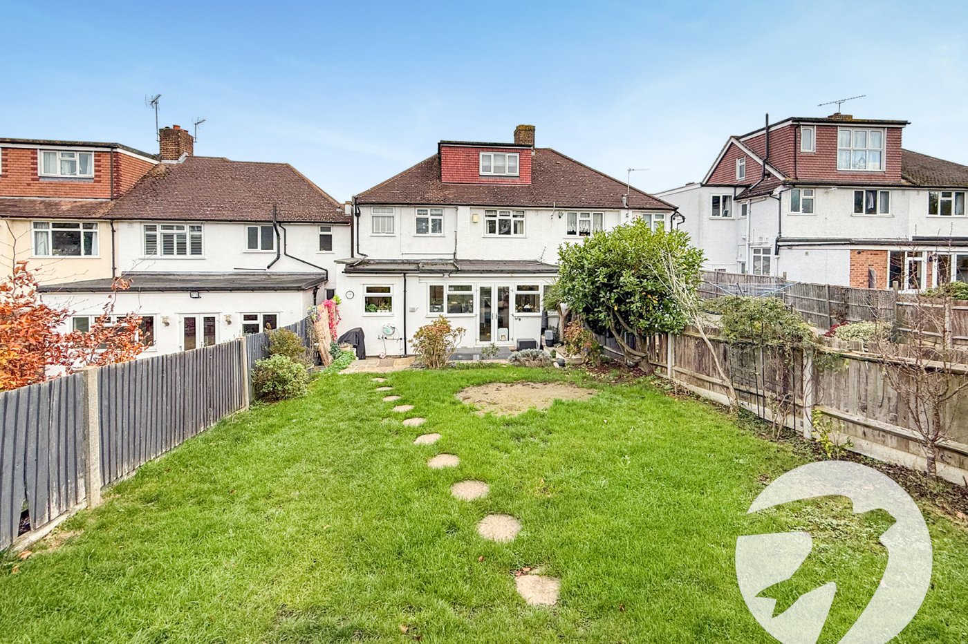 4 bedroom house for sale in London | Robinson Jackson