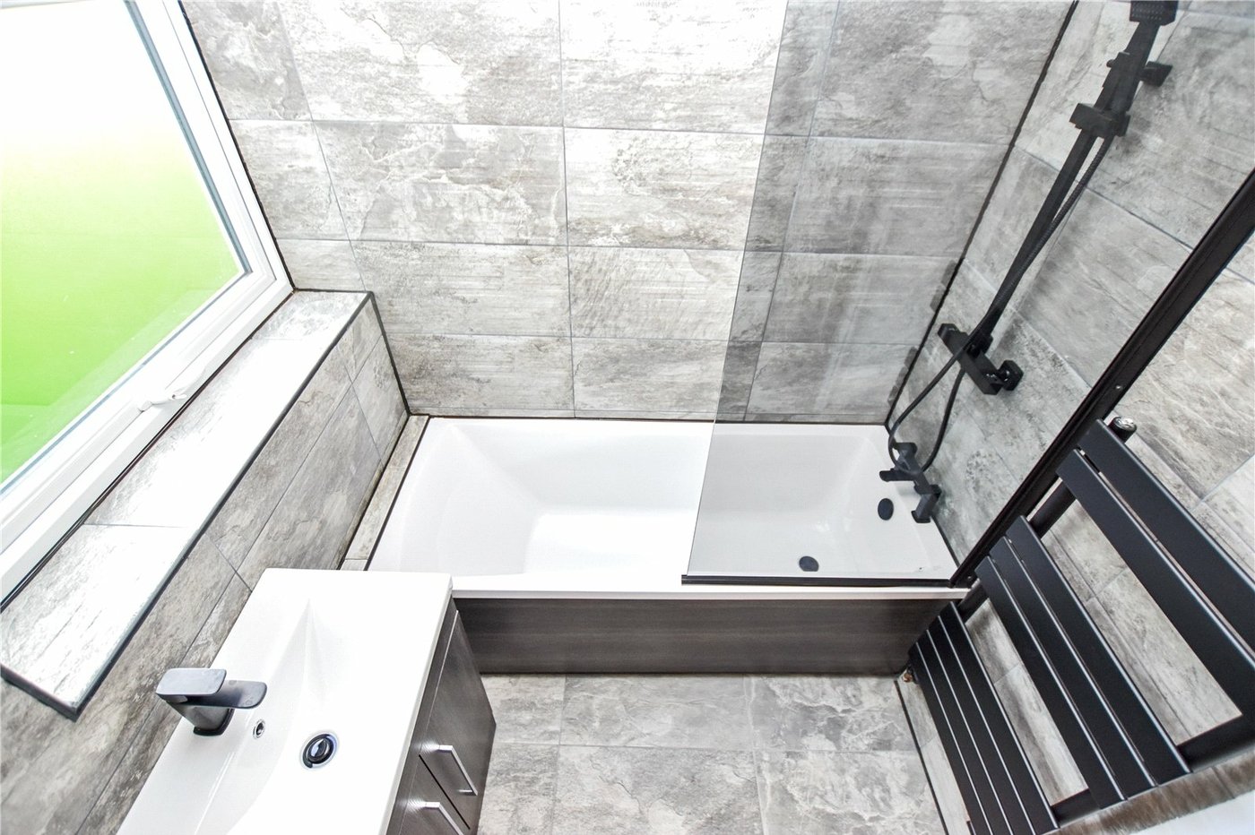 3 bedroom bungalow for sale in Bexleyheath | Robinson Jackson