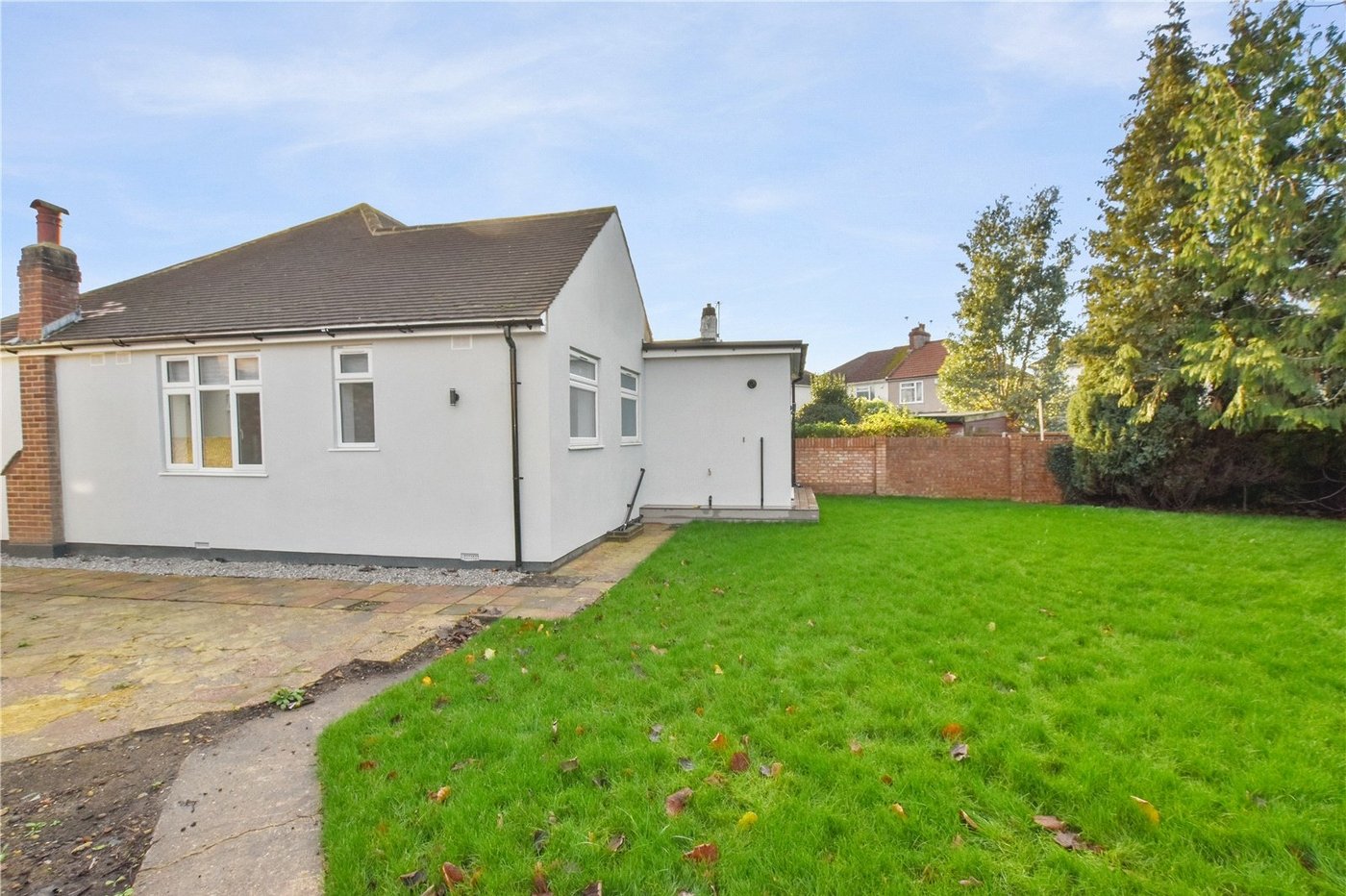 3 bedroom bungalow for sale in Bexleyheath | Robinson Jackson