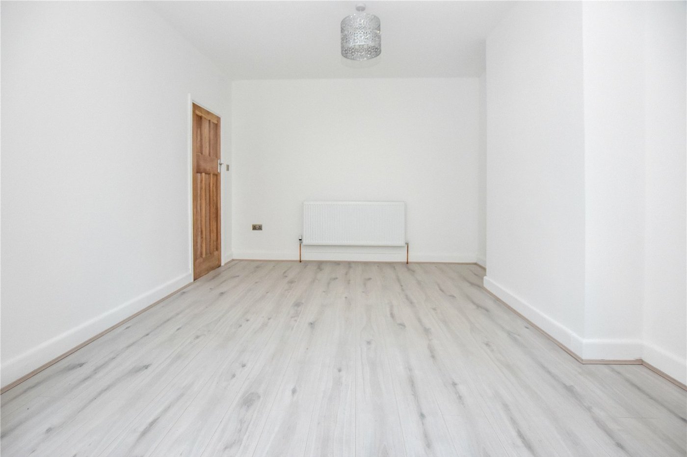 3 bedroom bungalow for sale in Bexleyheath | Robinson Jackson